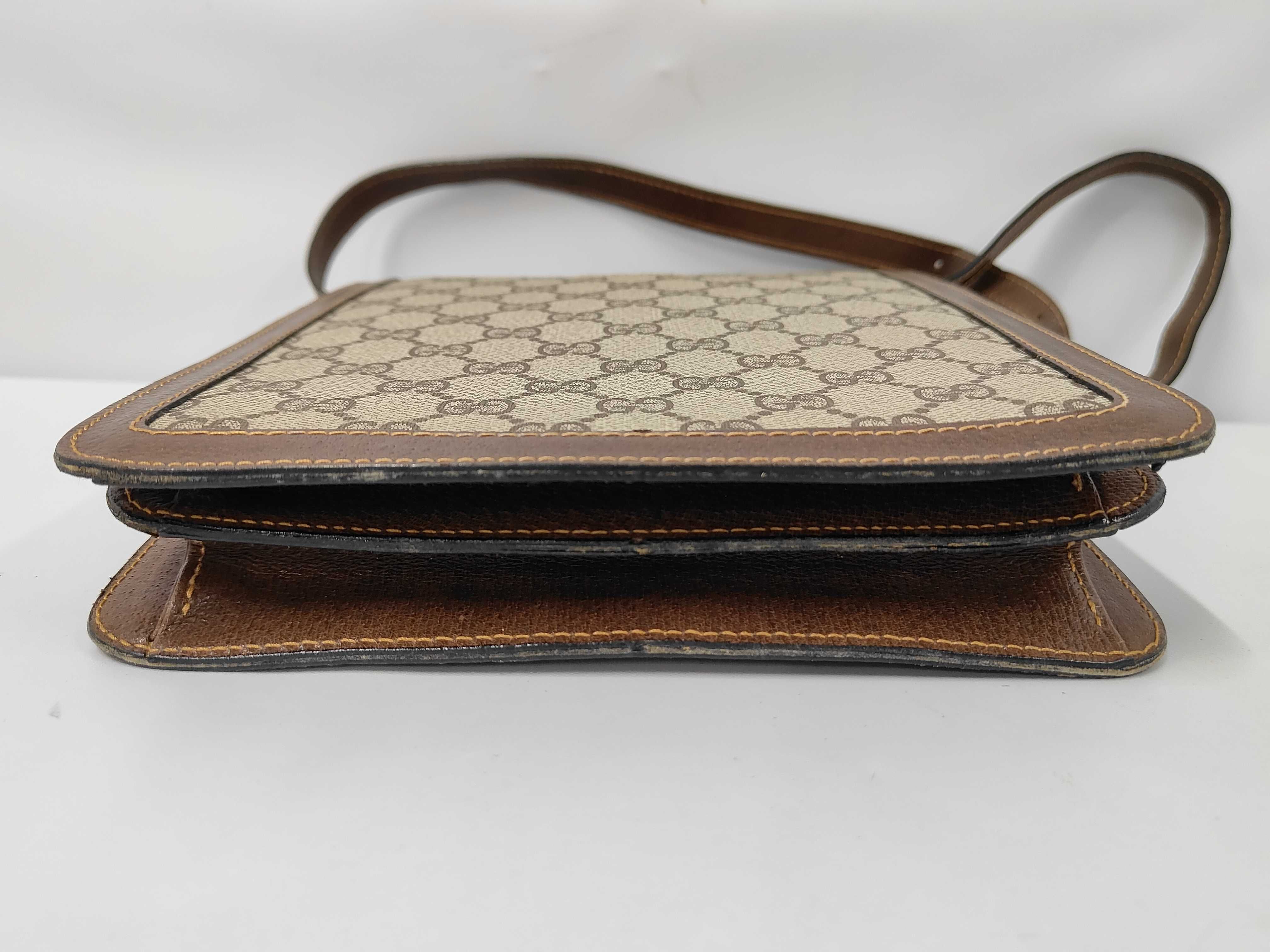 GG Supreme Old Gucci Sherry Shoulder Bag — view 3