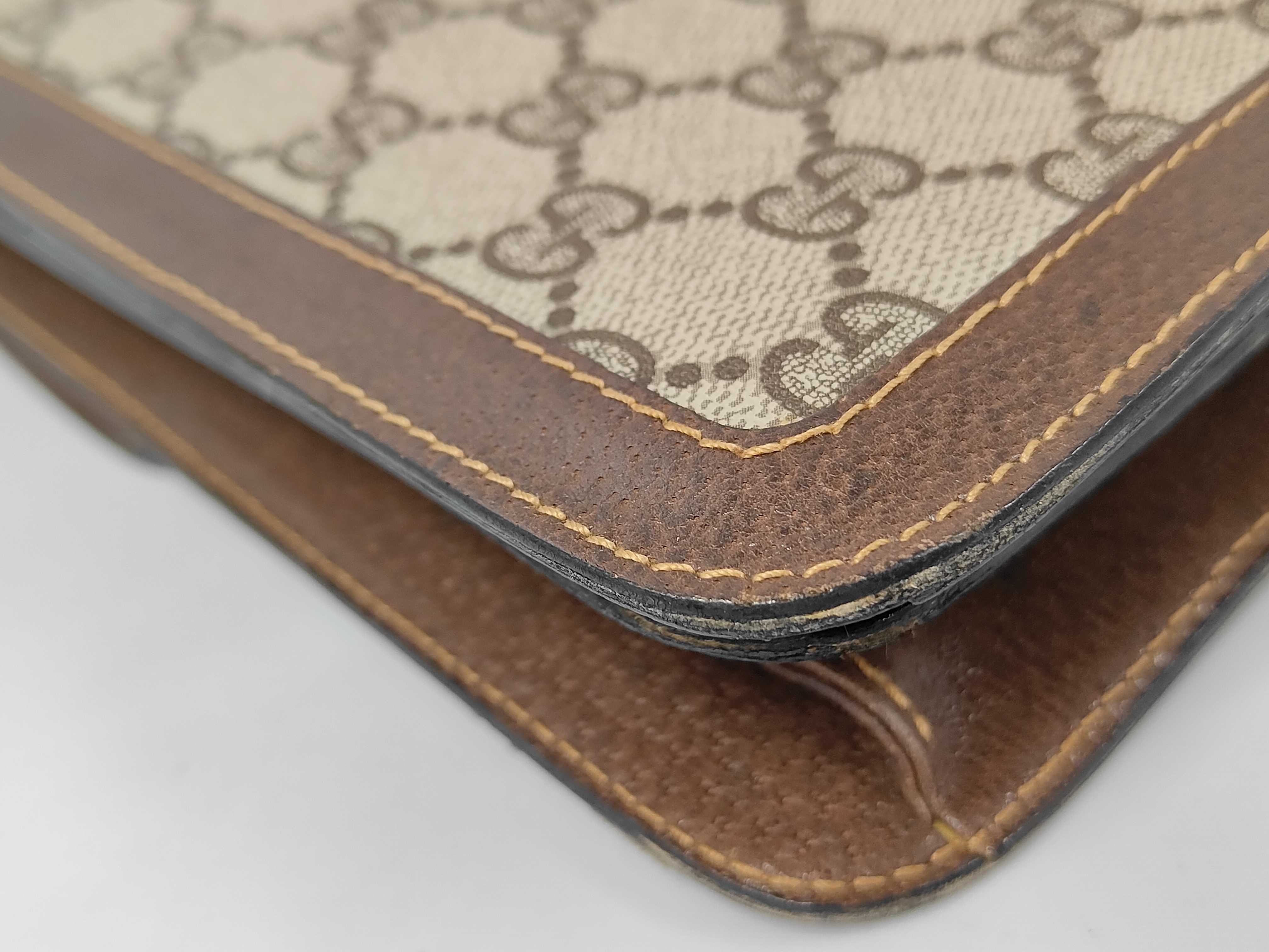 GG Supreme Old Gucci Sherry Shoulder Bag — view 4