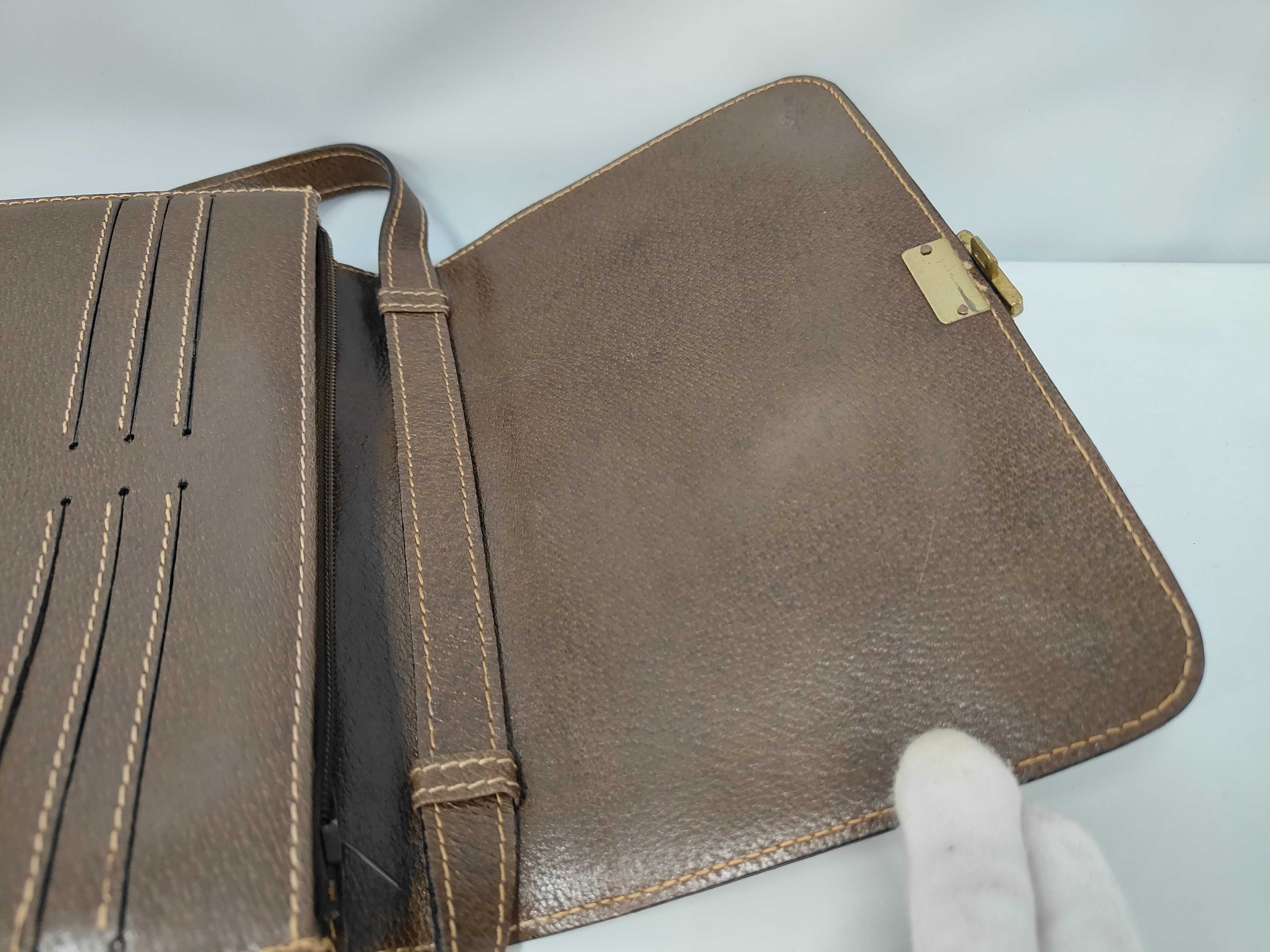 GG Supreme Old Gucci Sherry Shoulder Bag — view 7