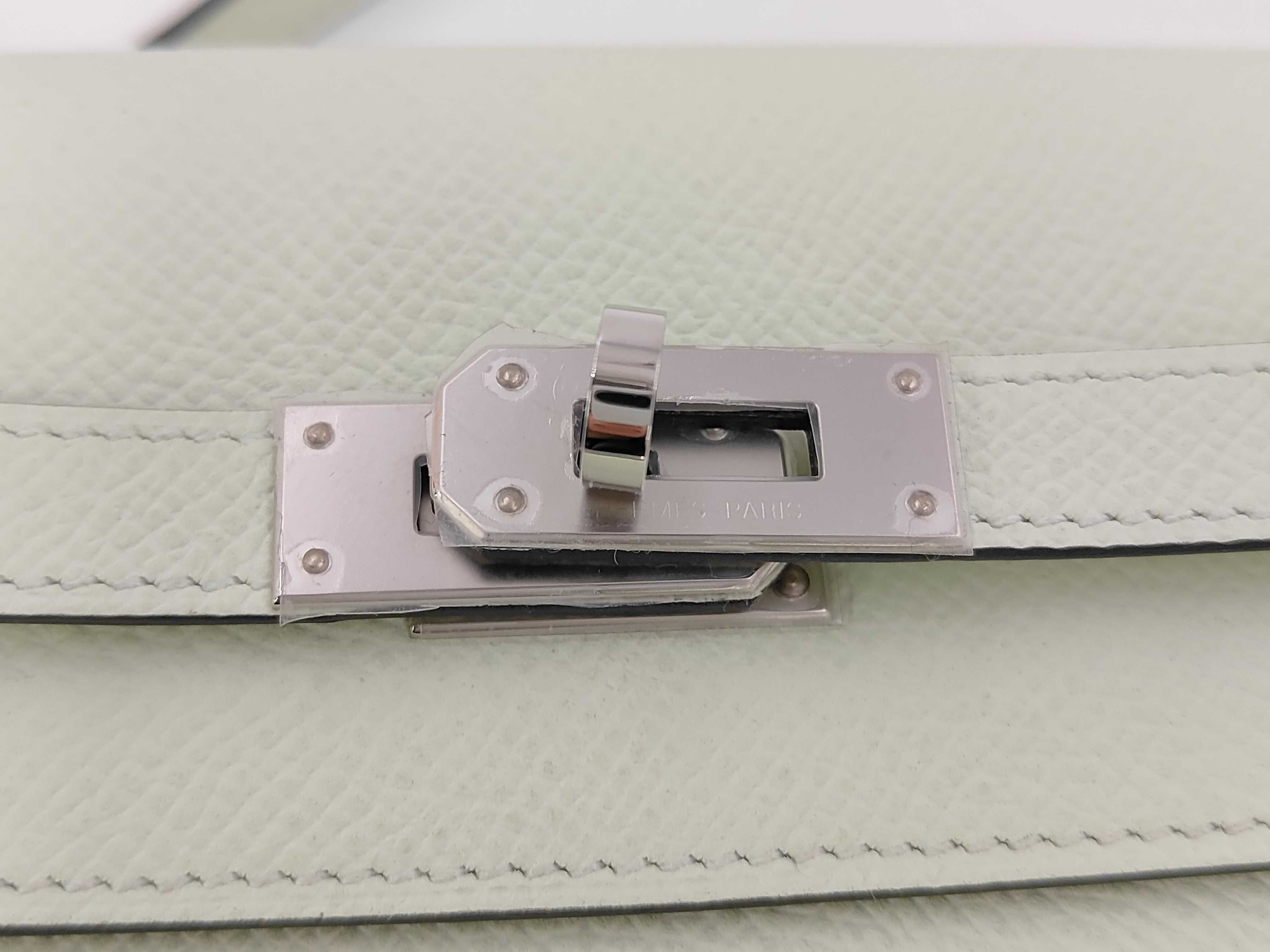 Kelly To Go Shoulder Bag (Stamp B) — view 5