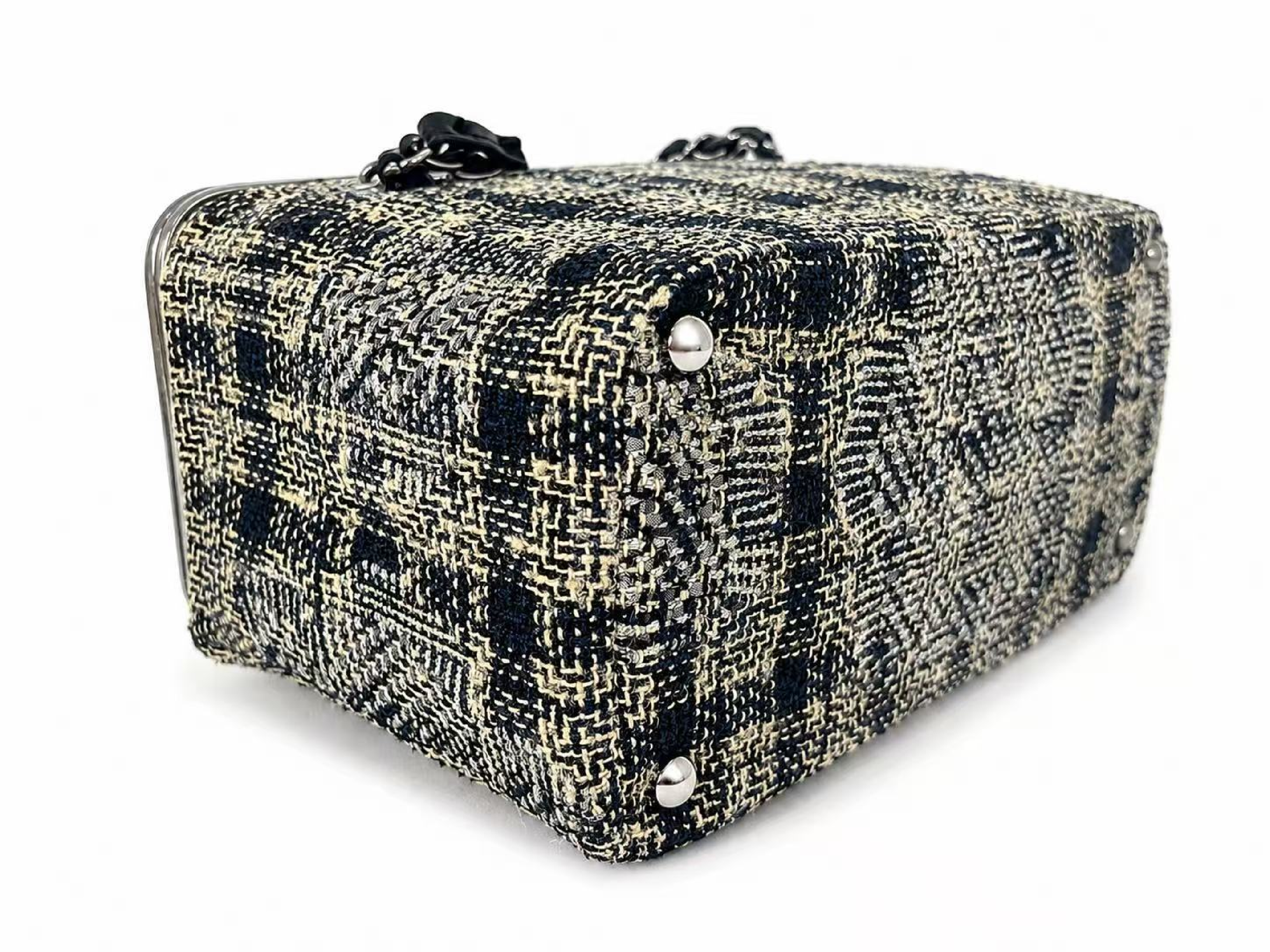 Tweed Vanity Chain Shoulder Bag, Multicolor, Silver Hardware, Item No. 10 — view 10
