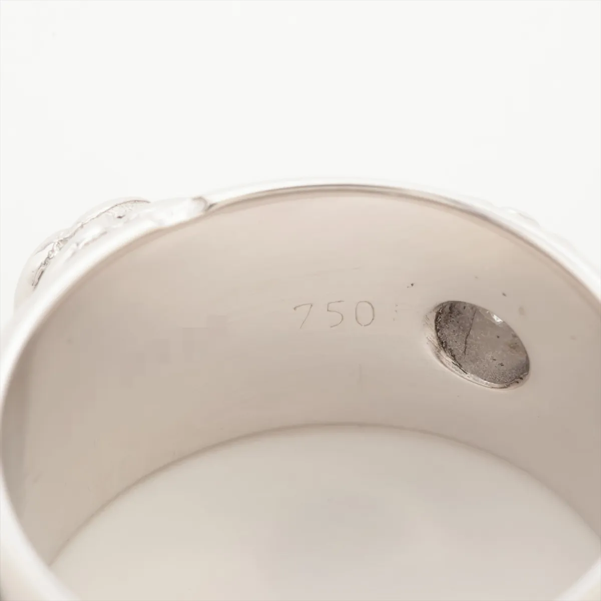 Three Symbol Diamond Ring 750 (WG) 10.5g 17D318 (Scratch-hole) — view 4