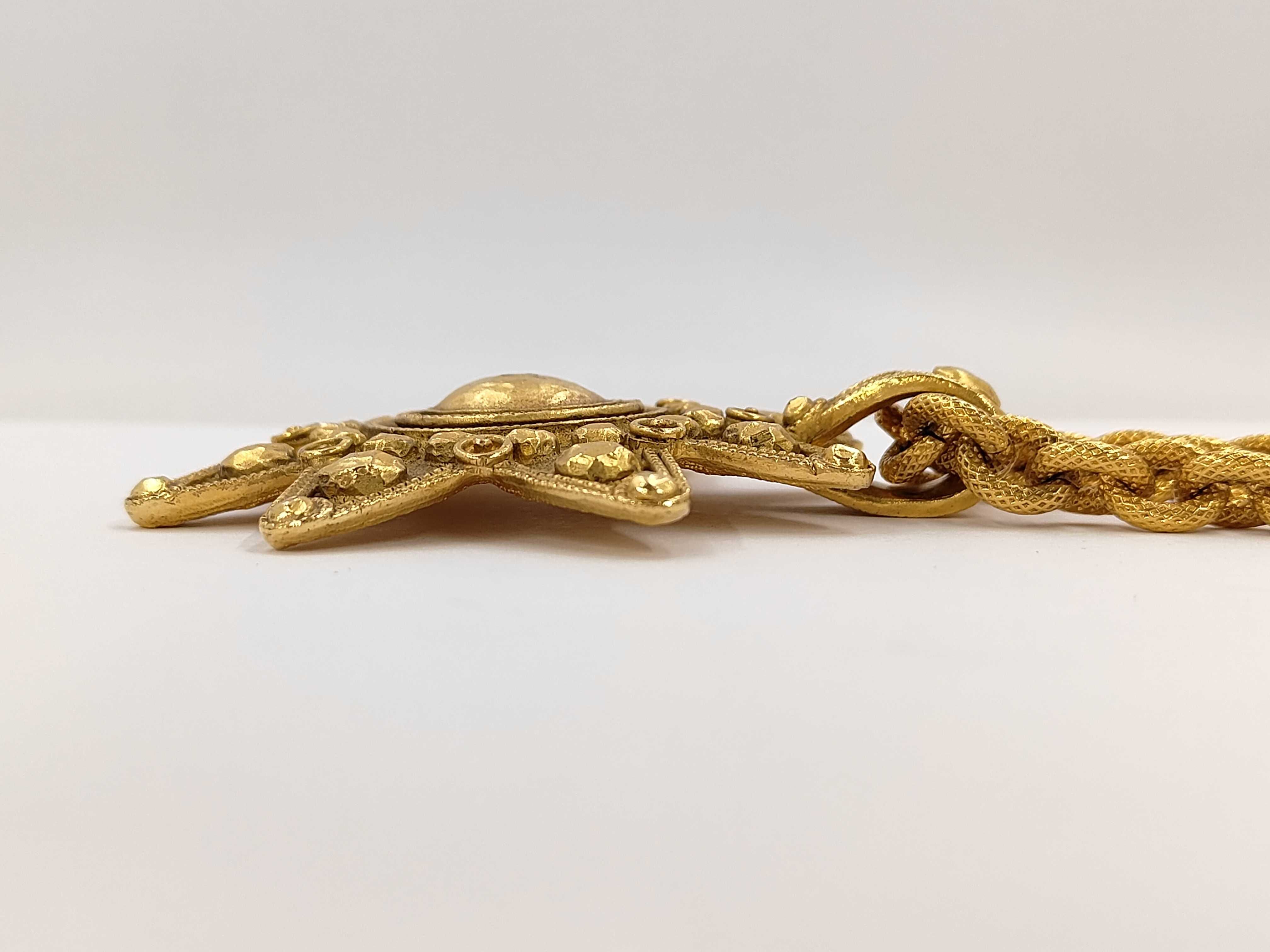 necklace, chain, star motif, gold necklace — view 3