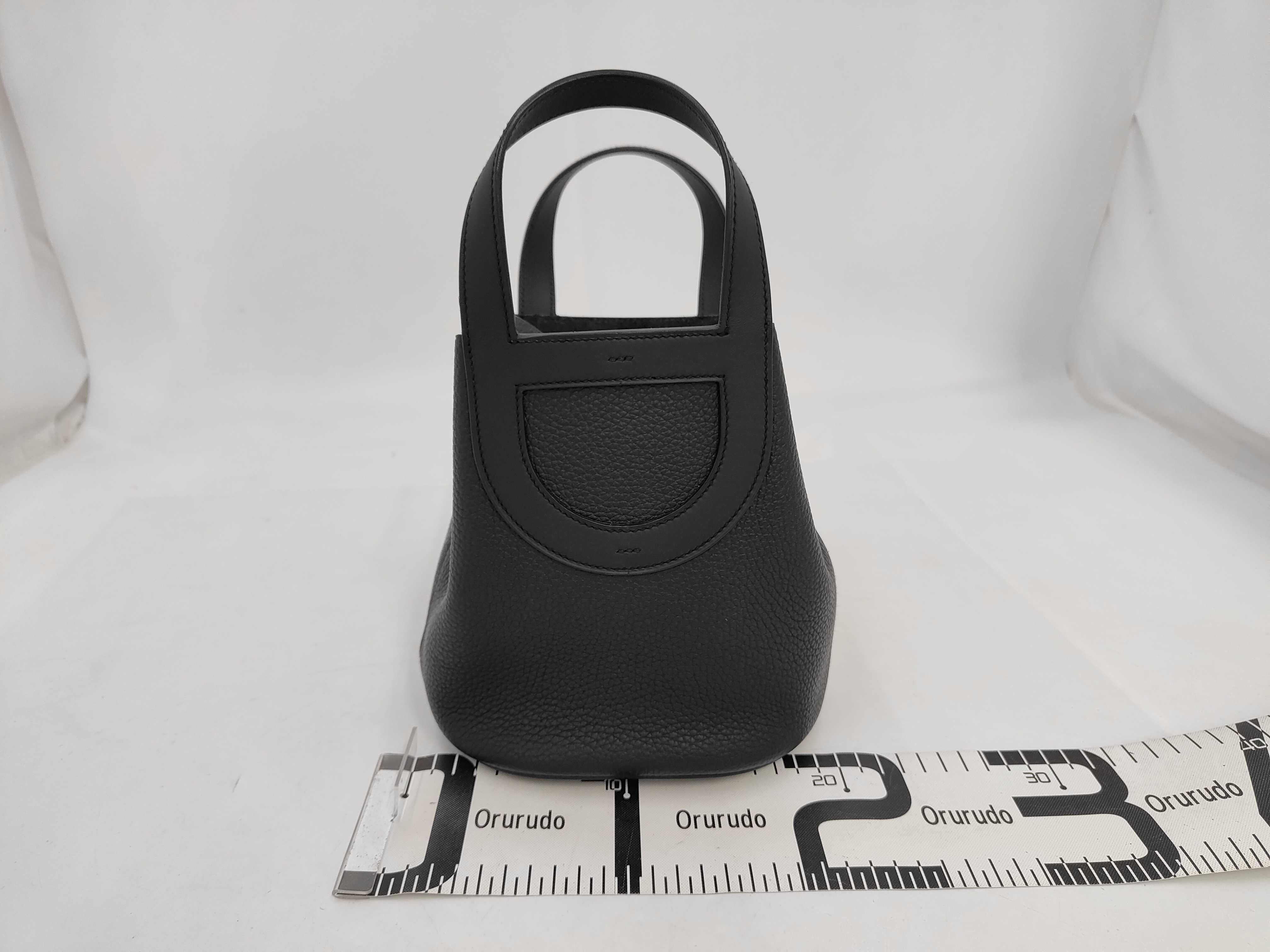 In the Loop 18 W stamp 2024 Black Handbag — view 2