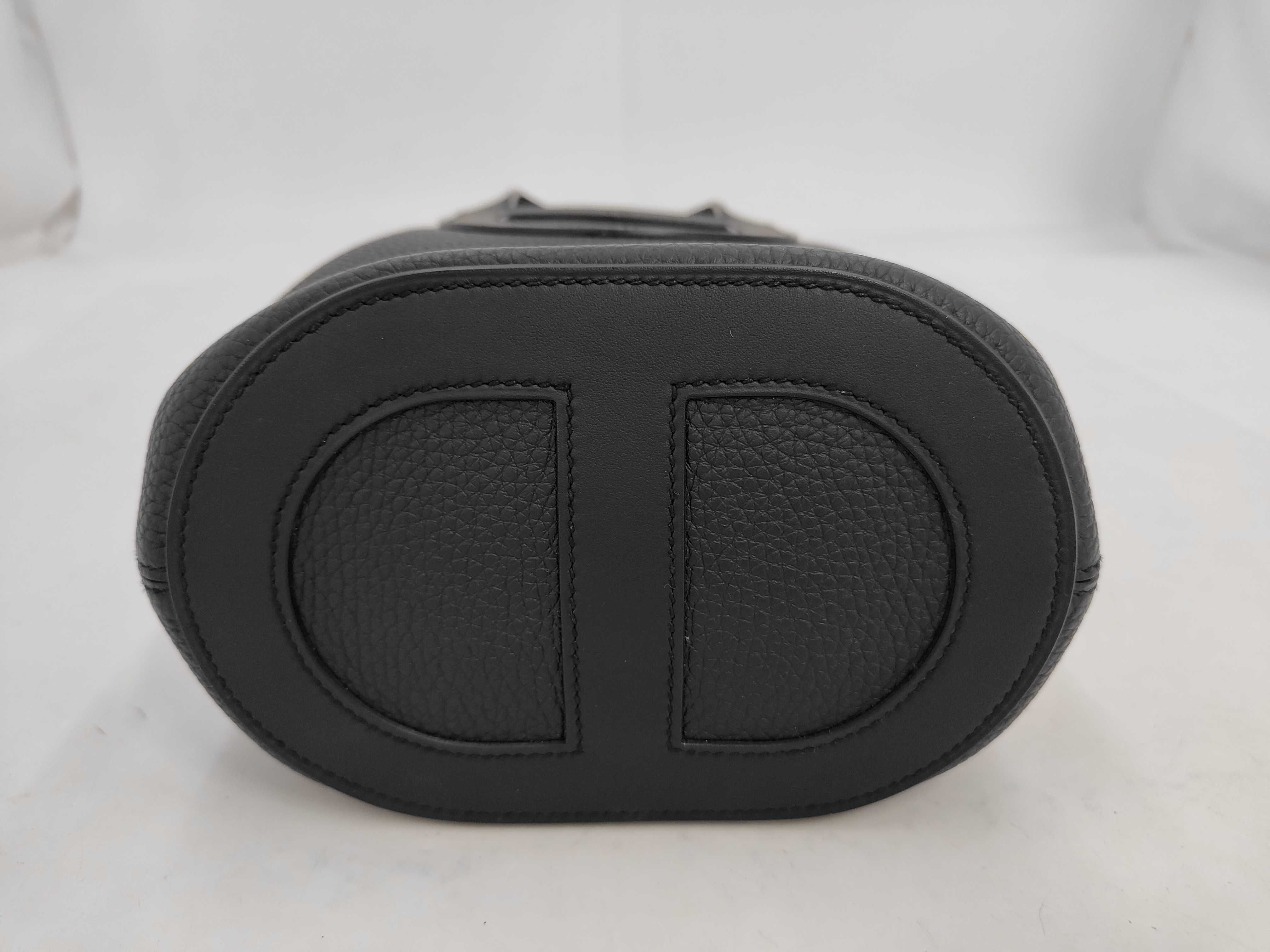 In the Loop 18 W stamp 2024 Black Handbag — view 3