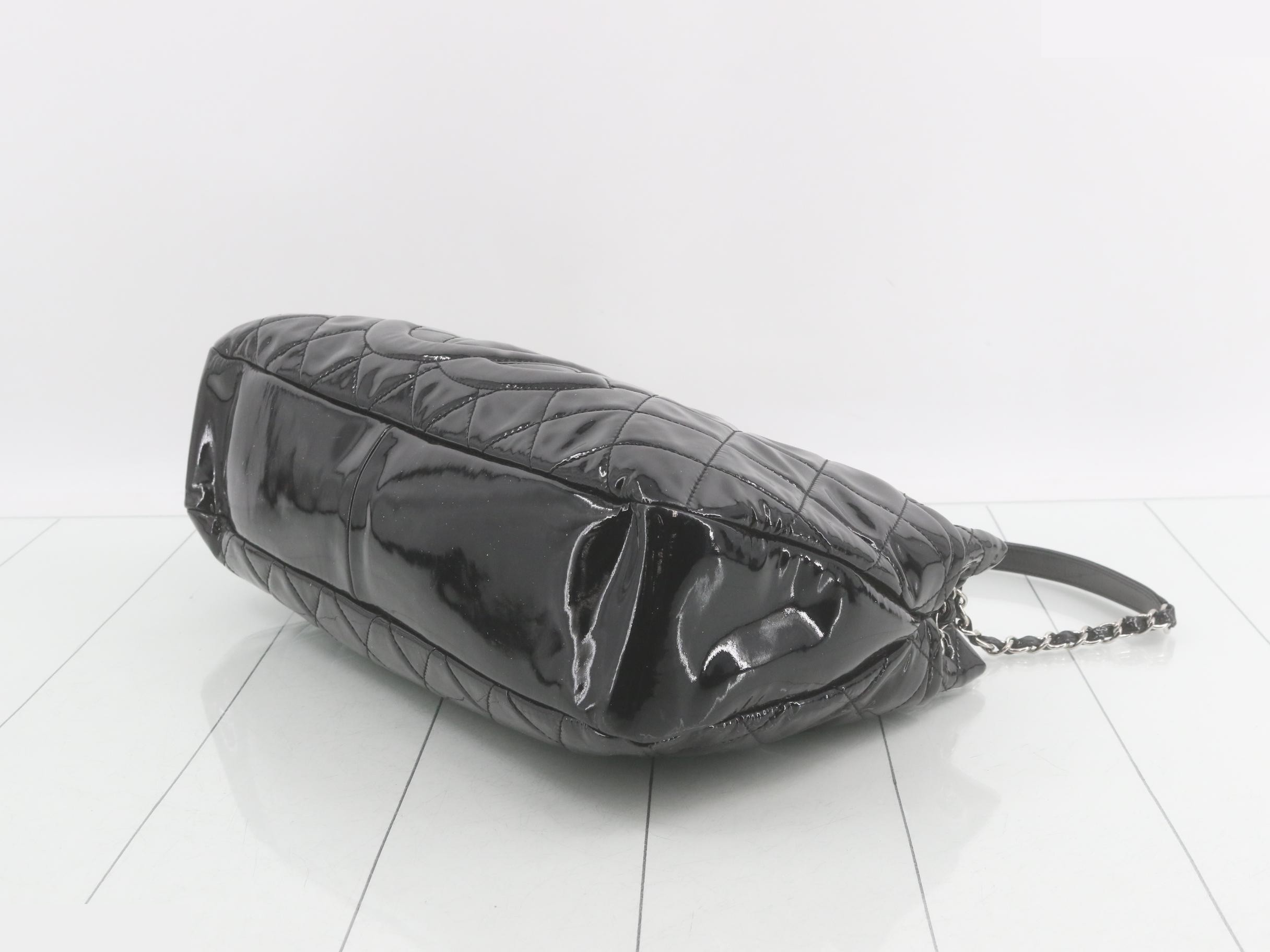 Patent leather chain shoulder bag — view 6