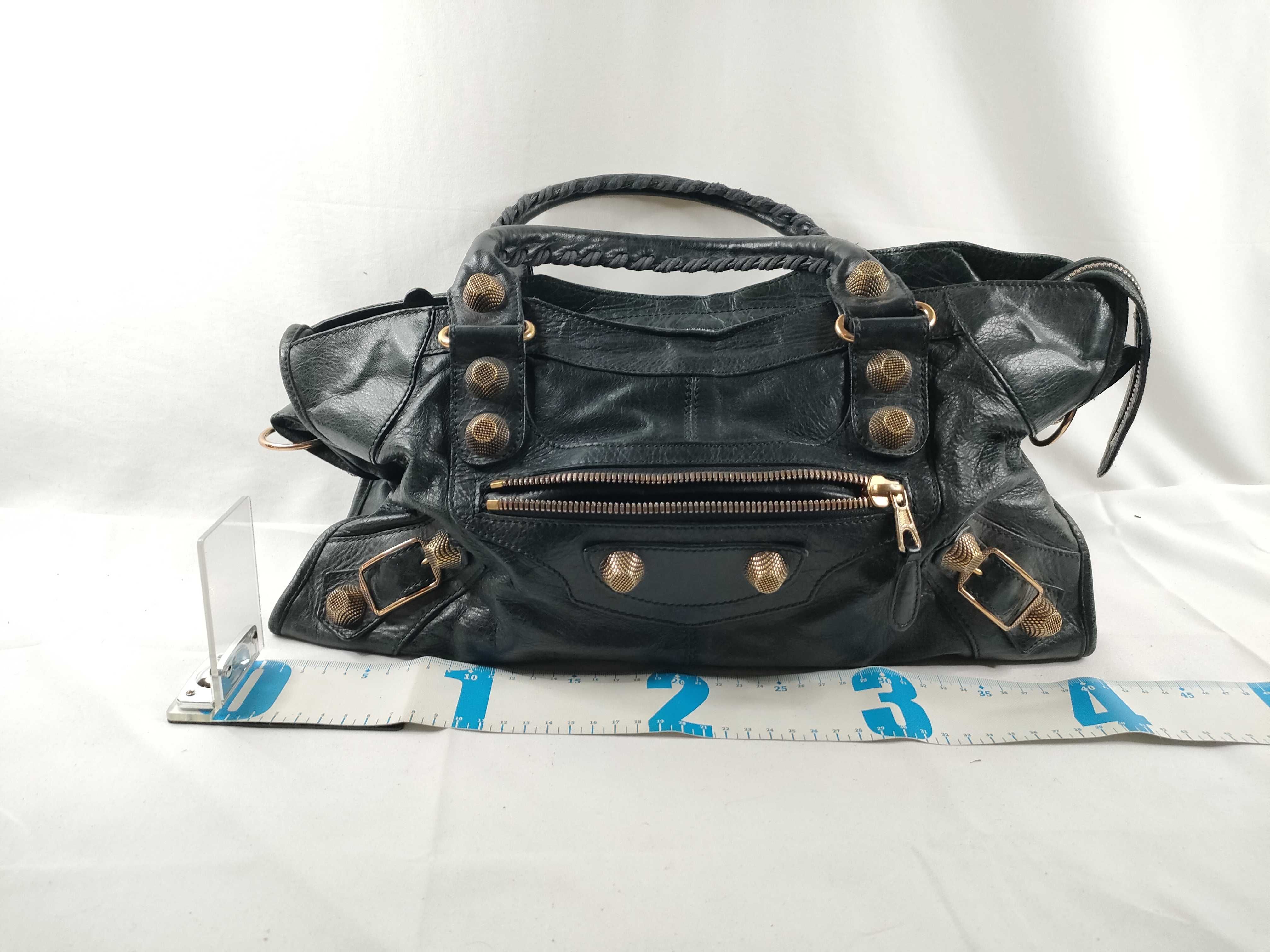ID - Giant Part Time Cow Skin 2-Way Shoulder Bag 173082 Mirror Included Tote Bag — view 2