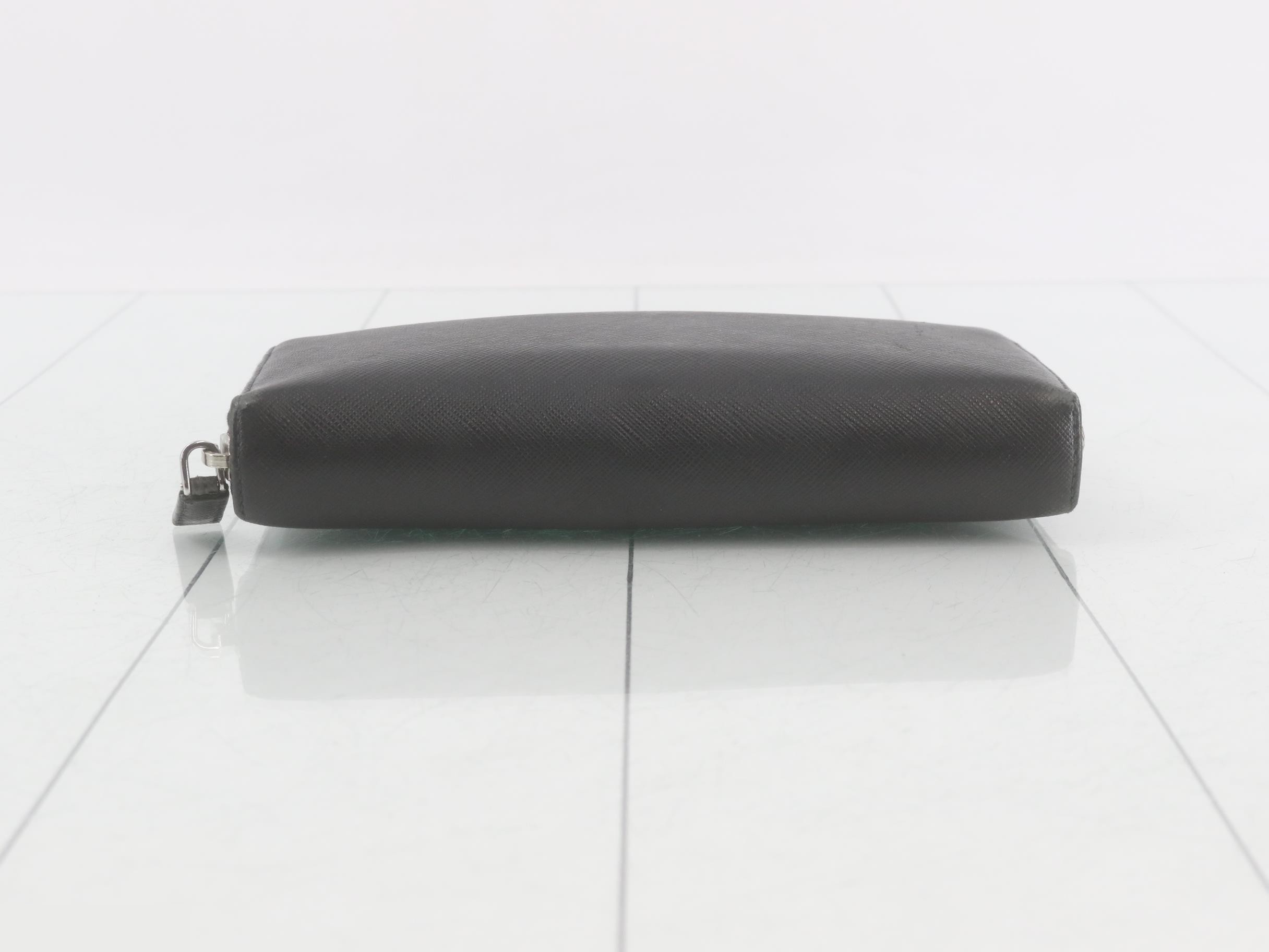 Round zipper, Saffiano leather, black — view 3