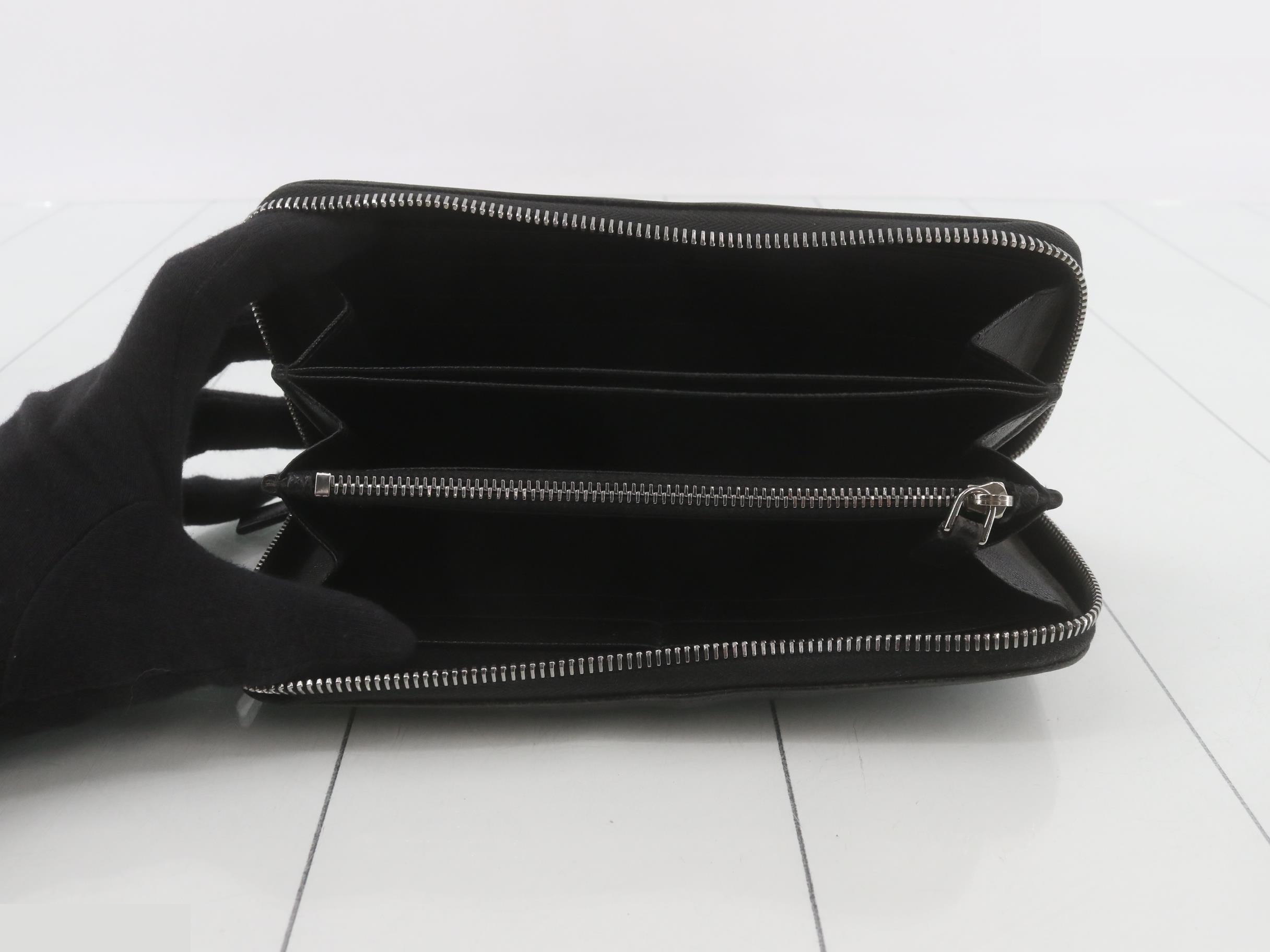 Round zipper, Saffiano leather, black — view 4