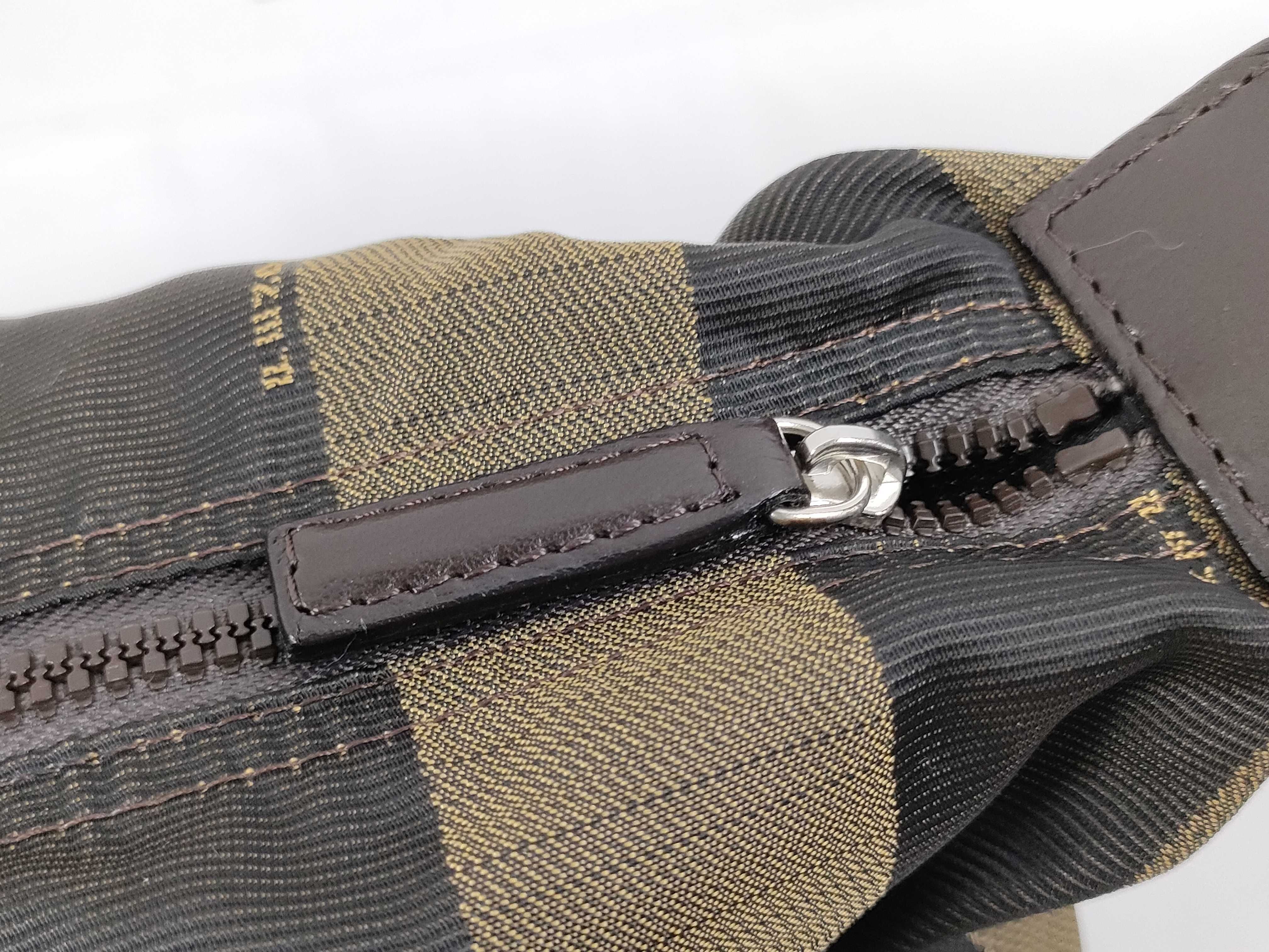 pouch — view 4