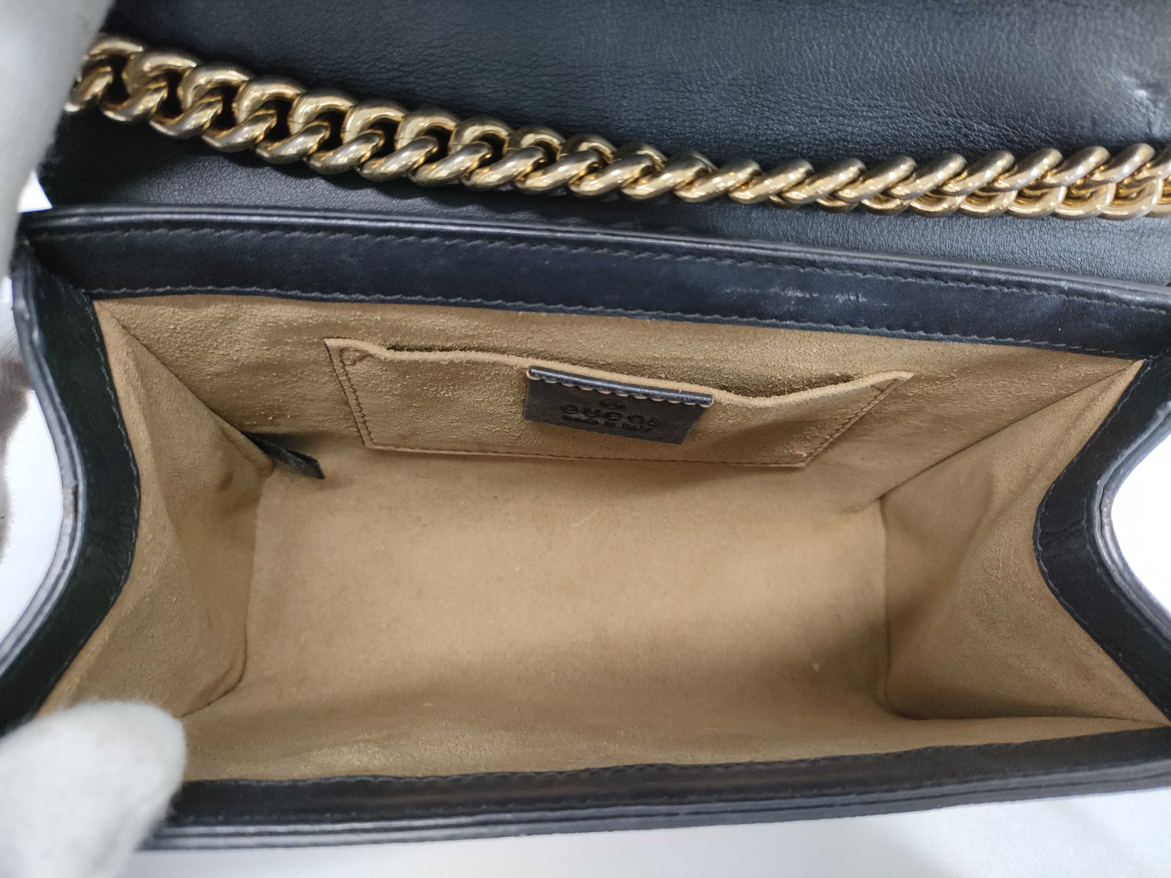GG Supreme Padlock Chain Shoulder Bag — view 11
