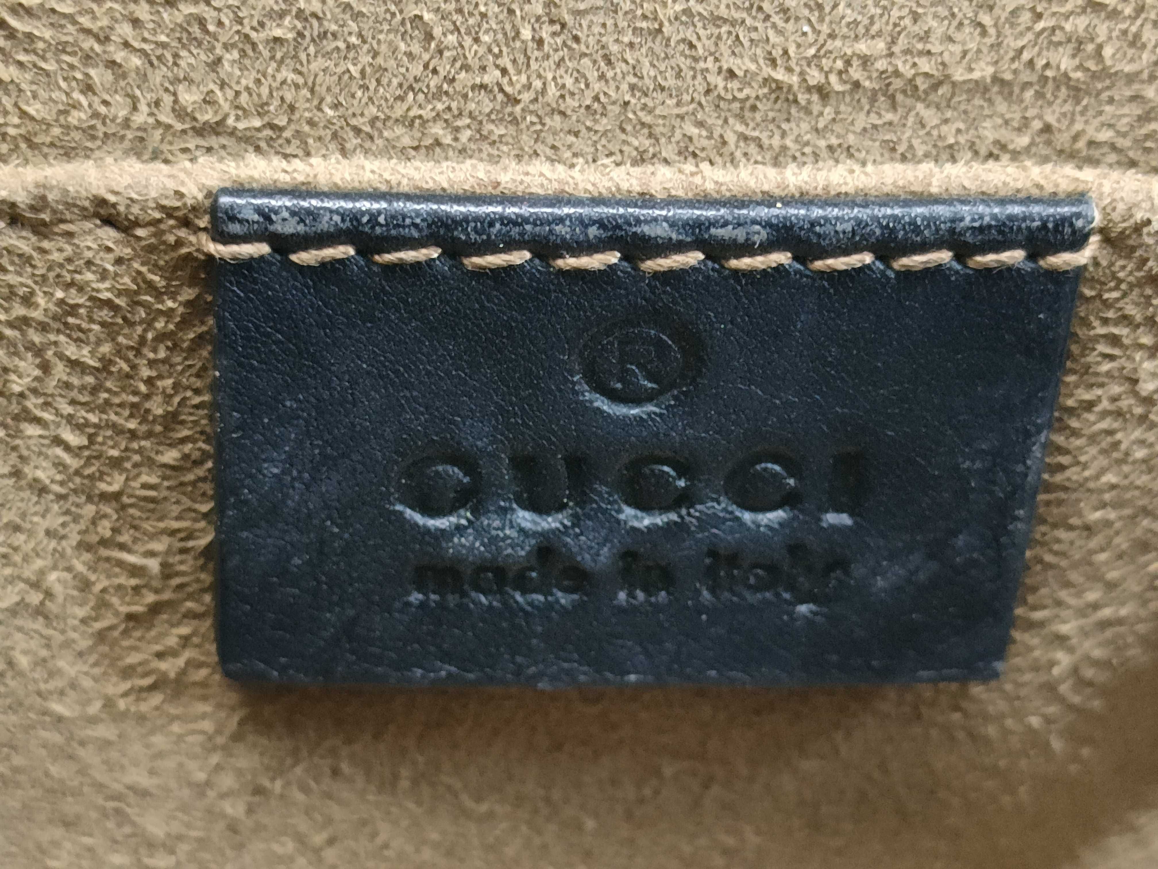 GG Supreme Padlock Chain Shoulder Bag — view 12