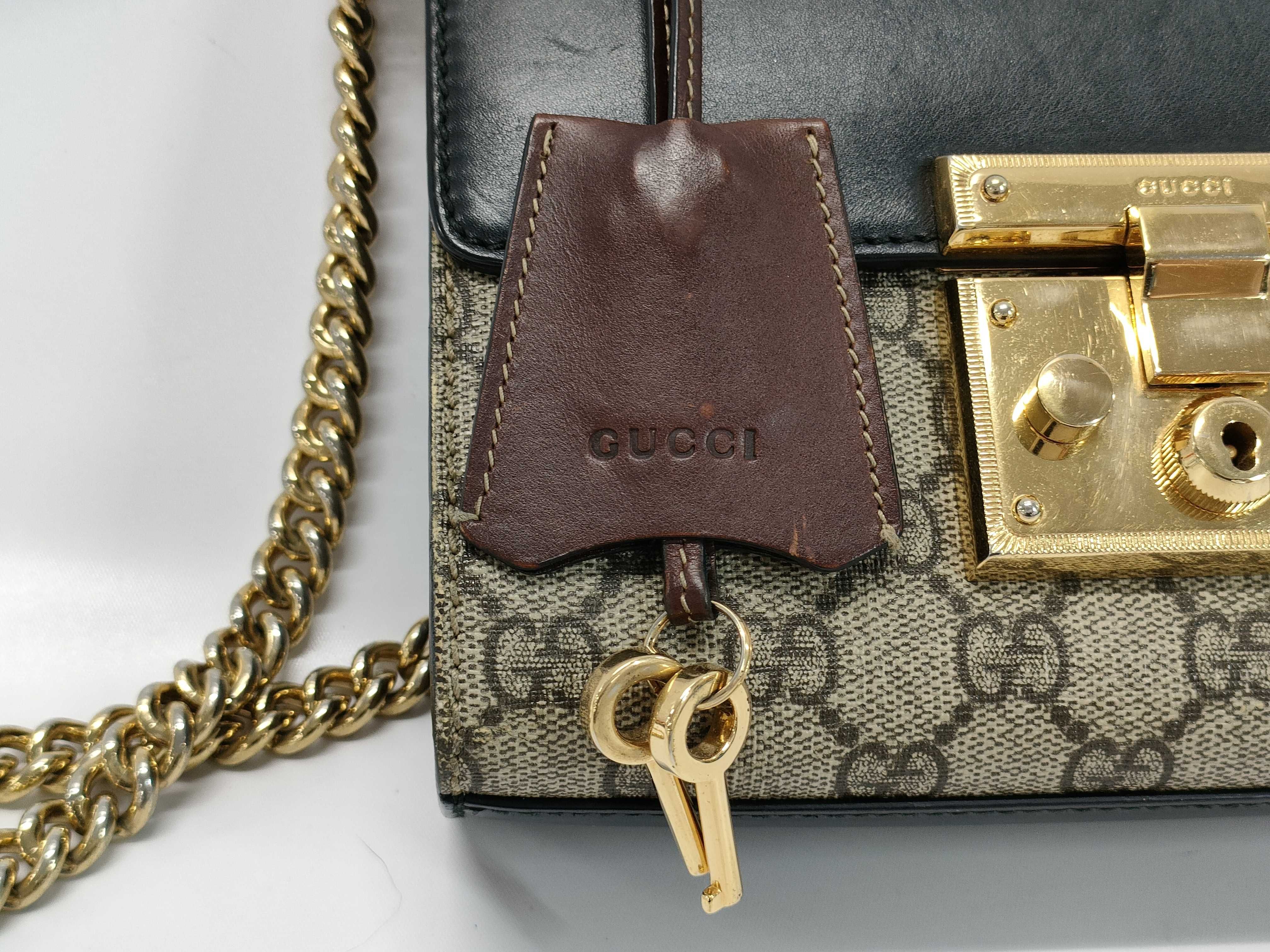 GG Supreme Padlock Chain Shoulder Bag — view 9