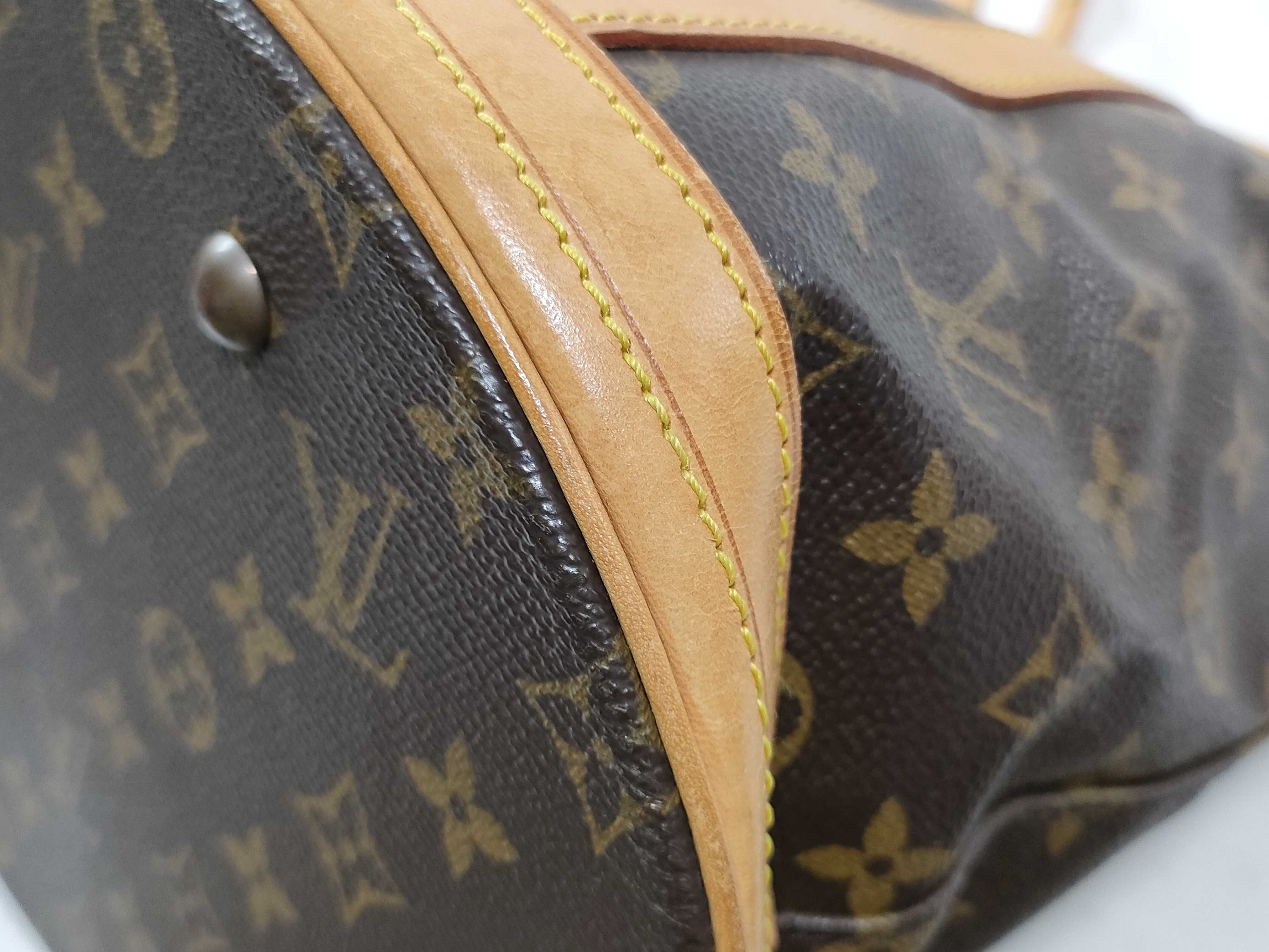 Monogram Bucket GM Tote Bag with Pouch (M42236 FL0061) — view 7