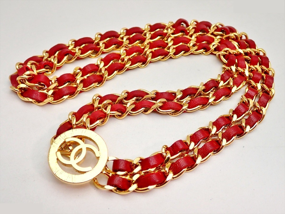 Engraved Coco Mark double chain belt, with box, total length approximately 76 cm. — view 3
