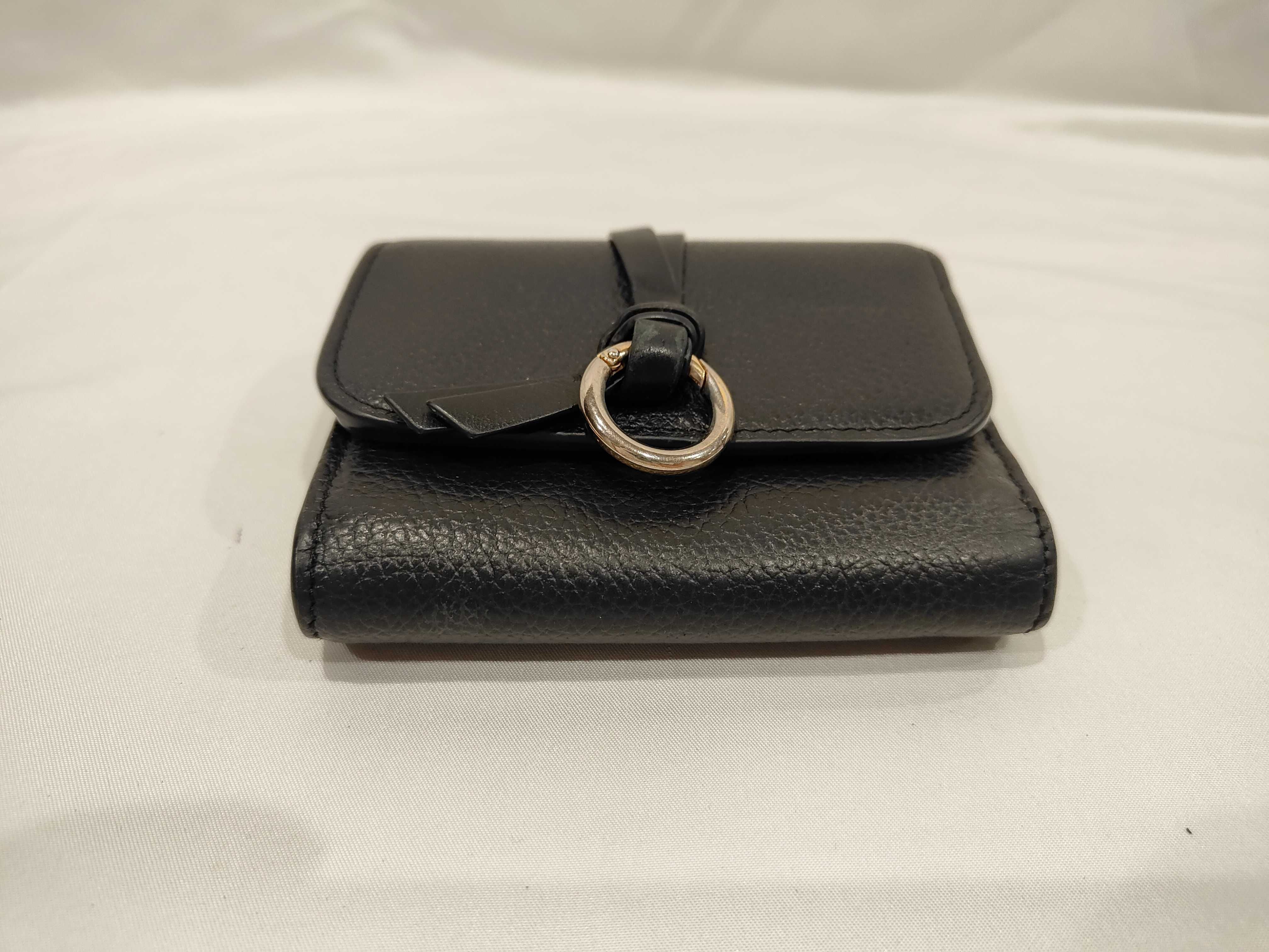 Alphabet Wallet — view 3