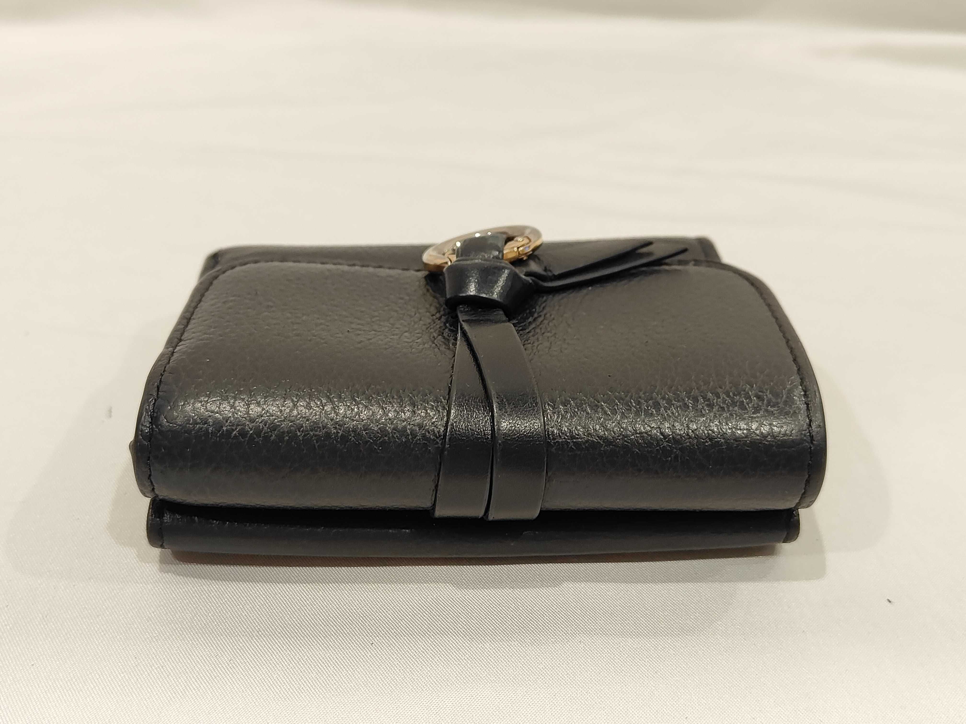 Alphabet Wallet — view 5