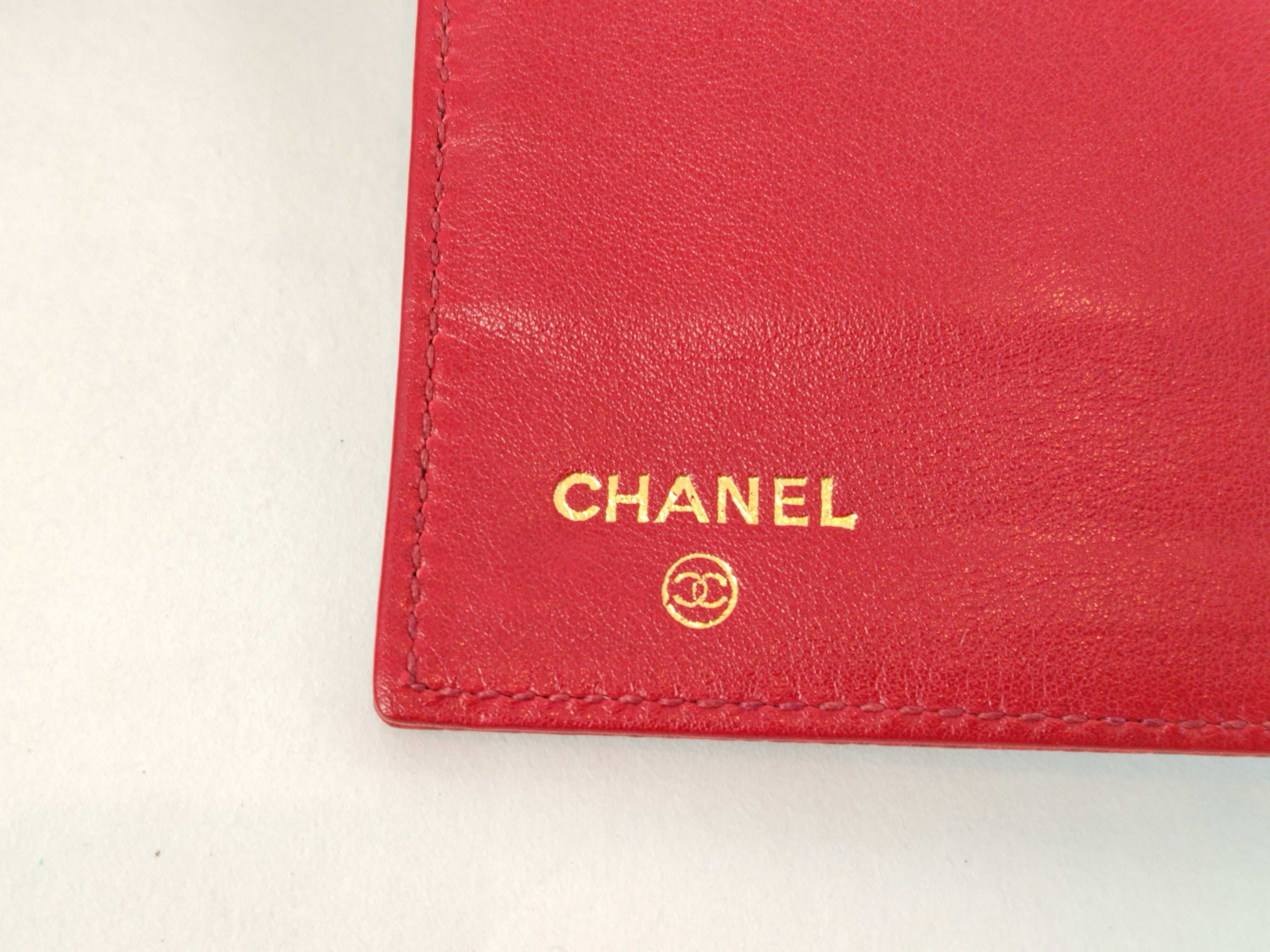 Caviar Skin Coco Clasp Wallet — view 9