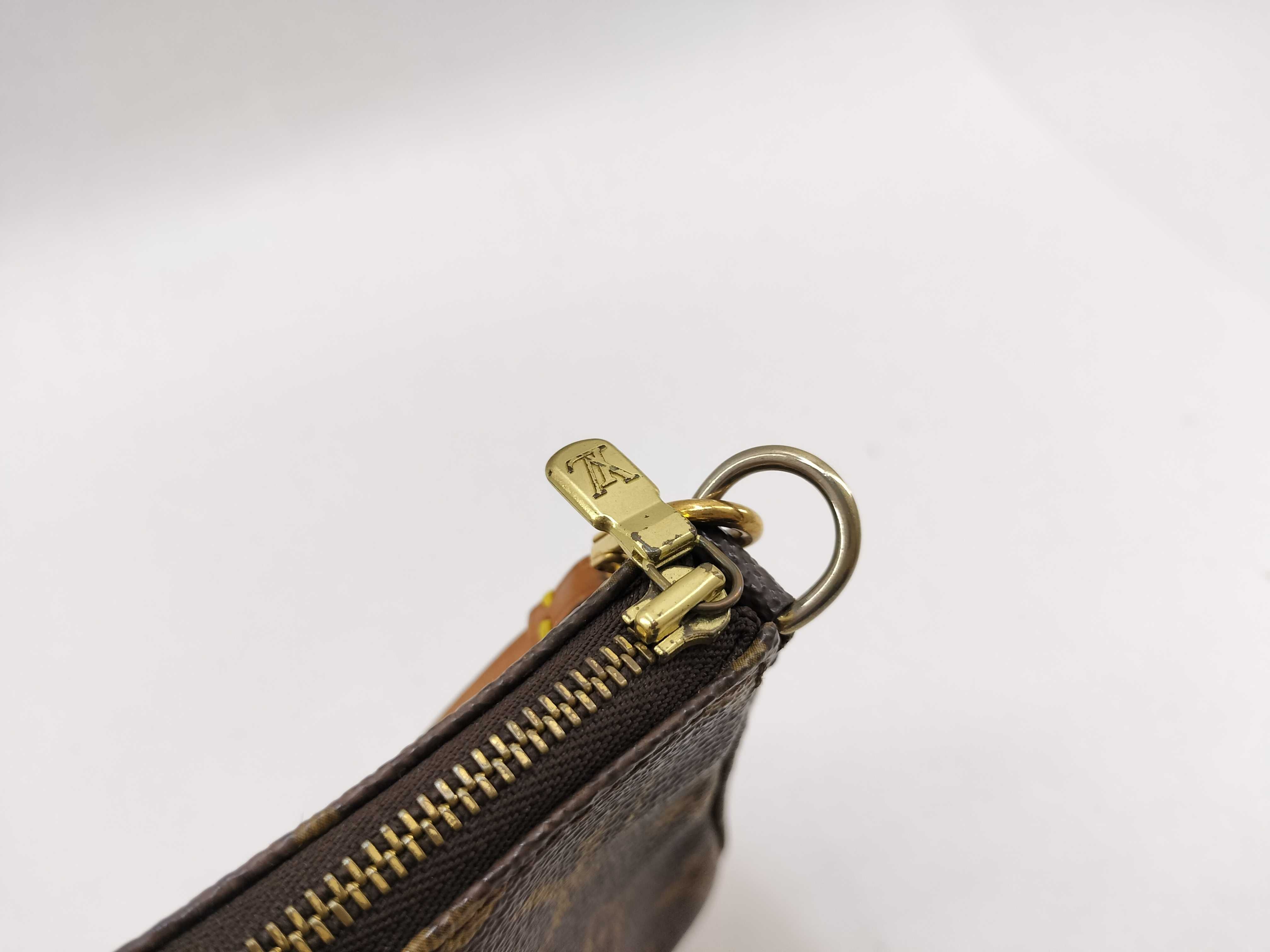 Monogram Louis Vuitton Monogram Pochette Accessoires M51980 Handbag Pouch — view 11