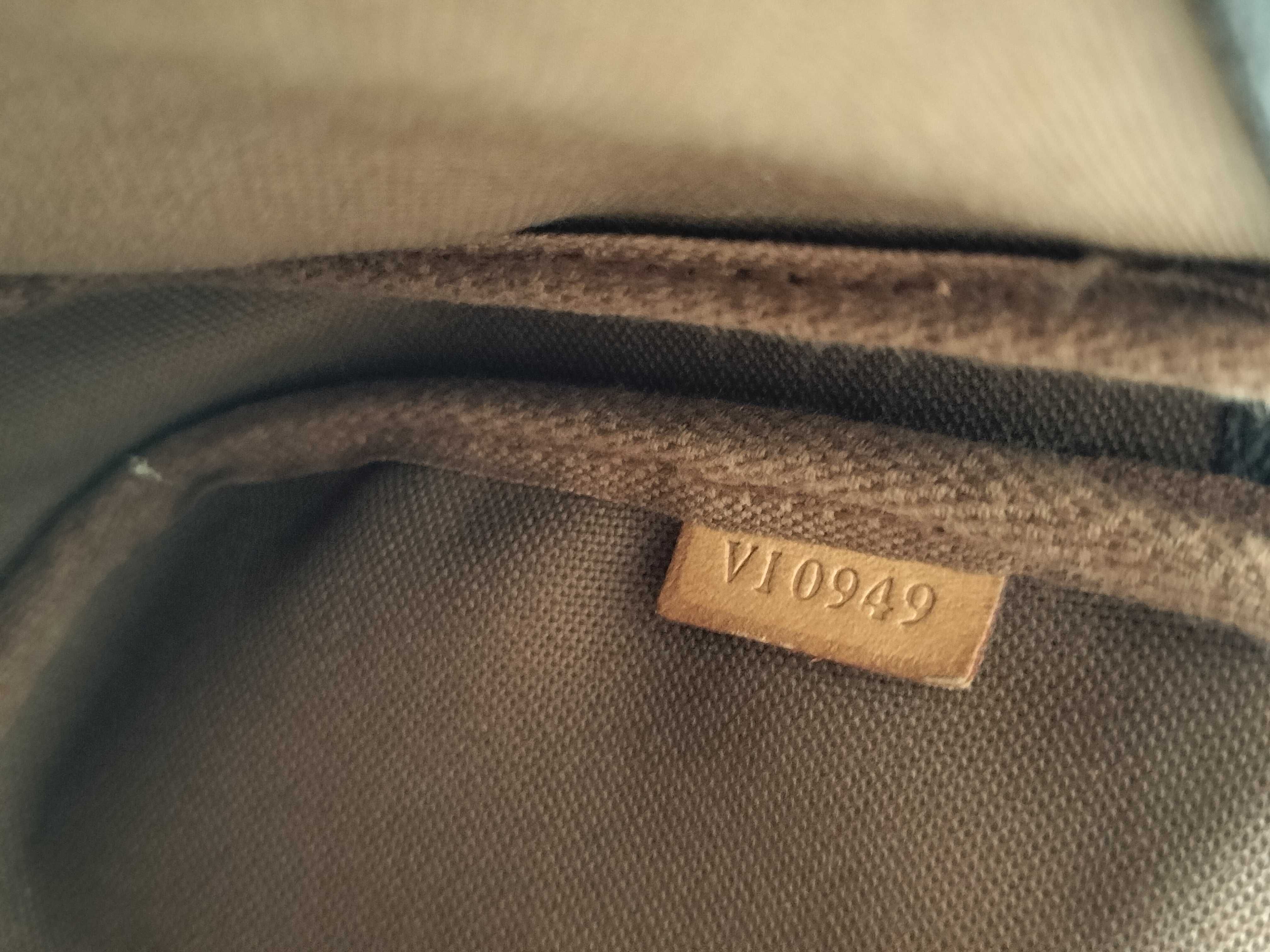 Monogram Louis Vuitton Monogram Pochette Accessoires M51980 Handbag Pouch — view 14