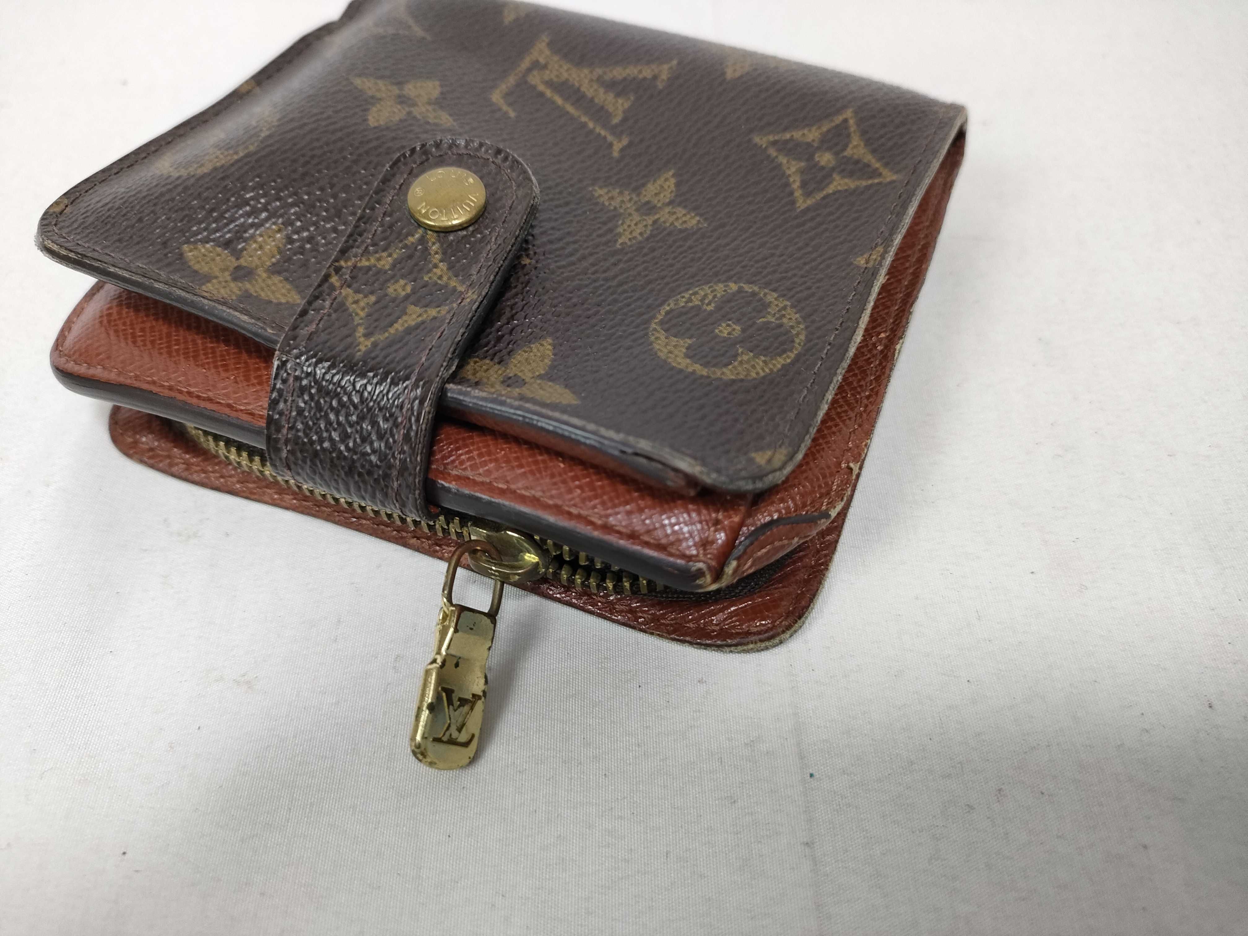 Monogram Louis Vuitton Wallet — view 14