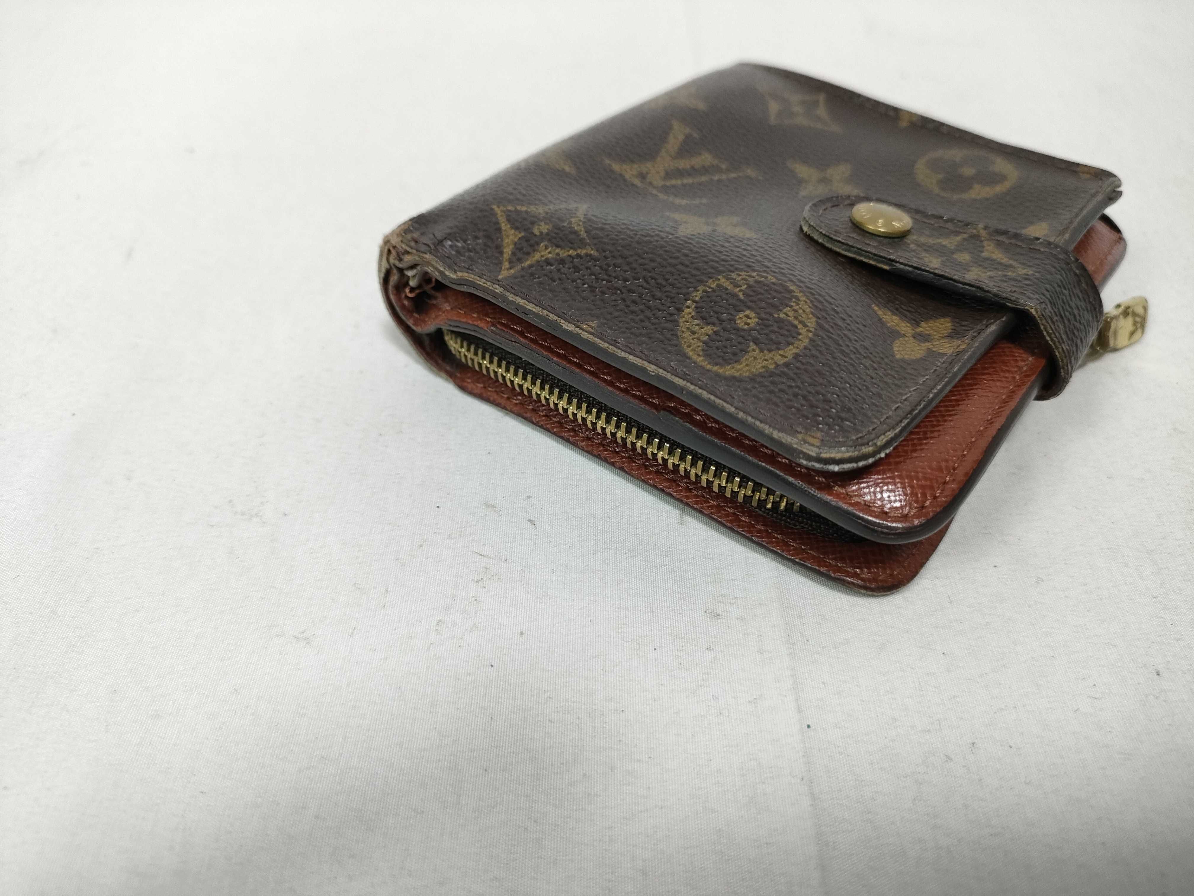 Monogram Louis Vuitton Wallet — view 4