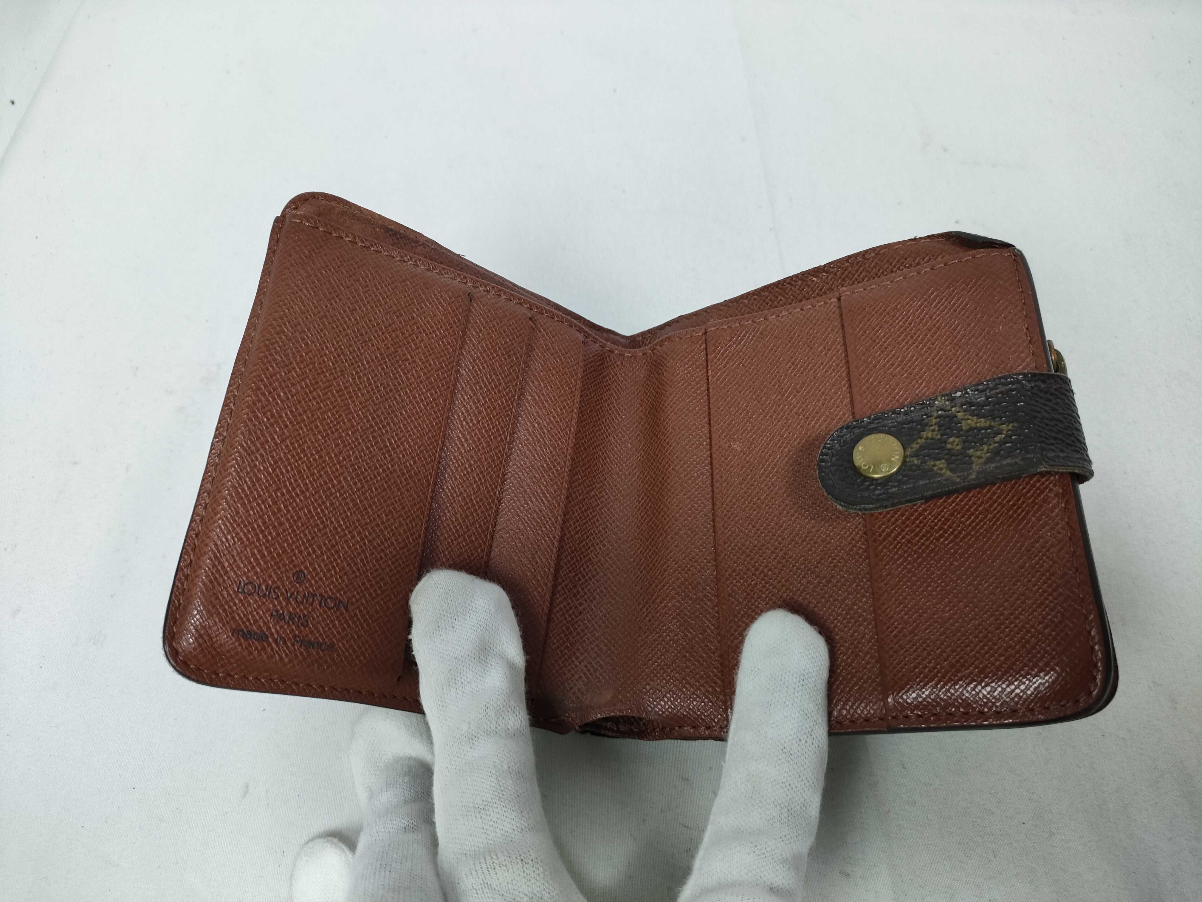Monogram Louis Vuitton Wallet — view 9