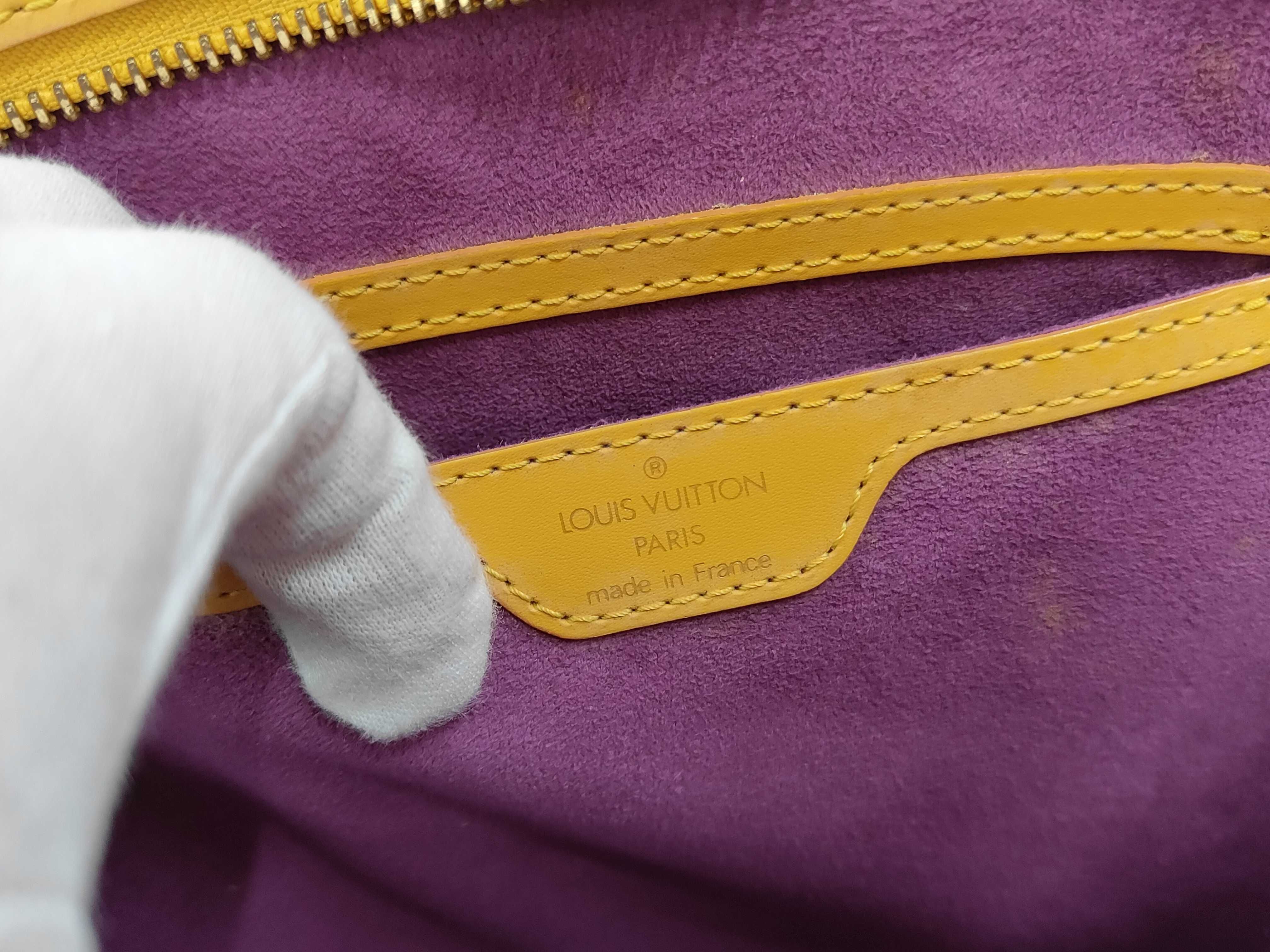 Epi Saint Jacques Handbag — view 9