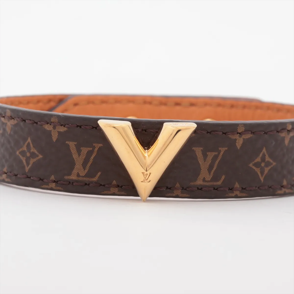 M6042 Bracelet Essential V BC2213 Bracelet, size 17, PVC, brown. Shows signs of wear including — view 3