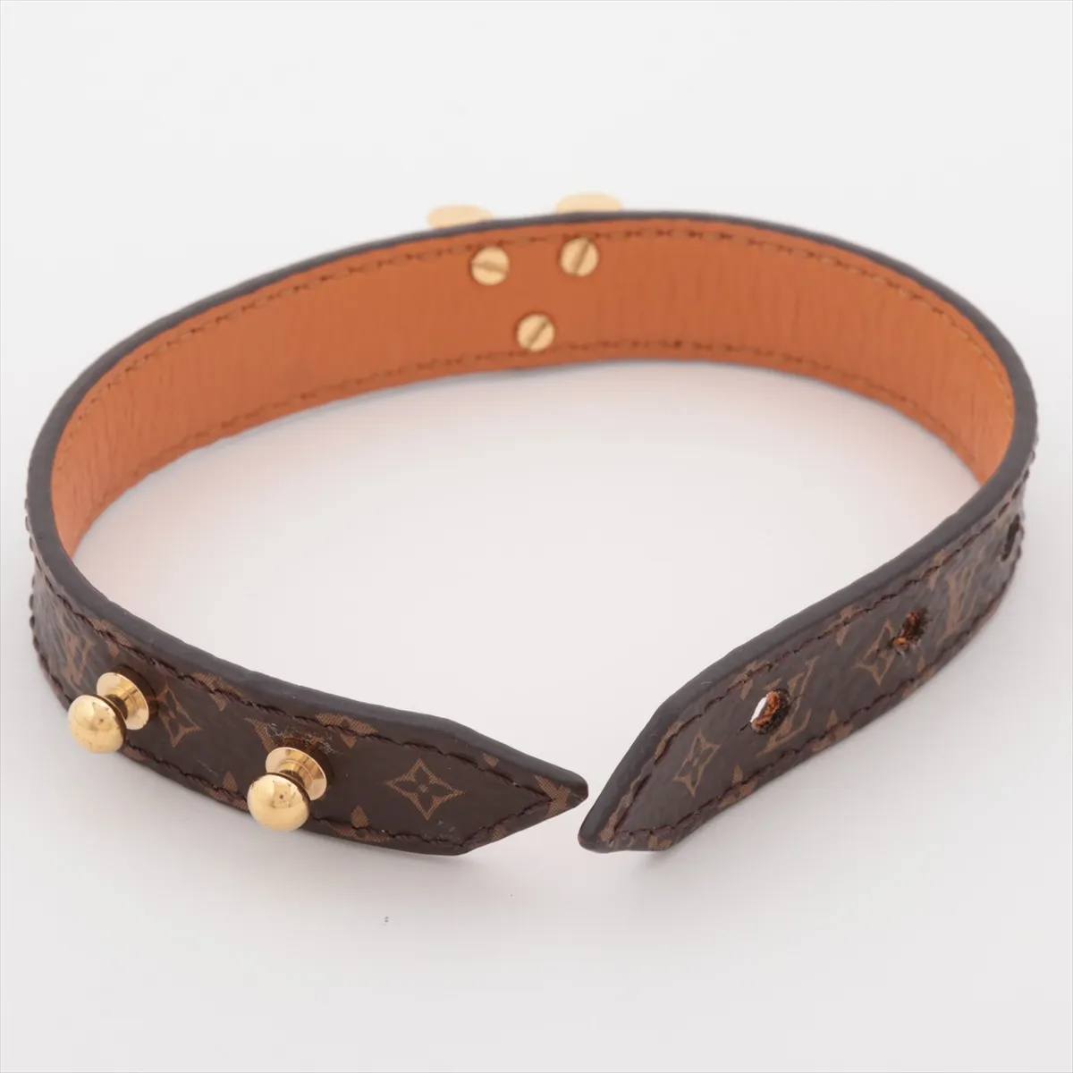 M6042 Bracelet Essential V BC2213 Bracelet, size 17, PVC, brown. Shows signs of wear including — view 5