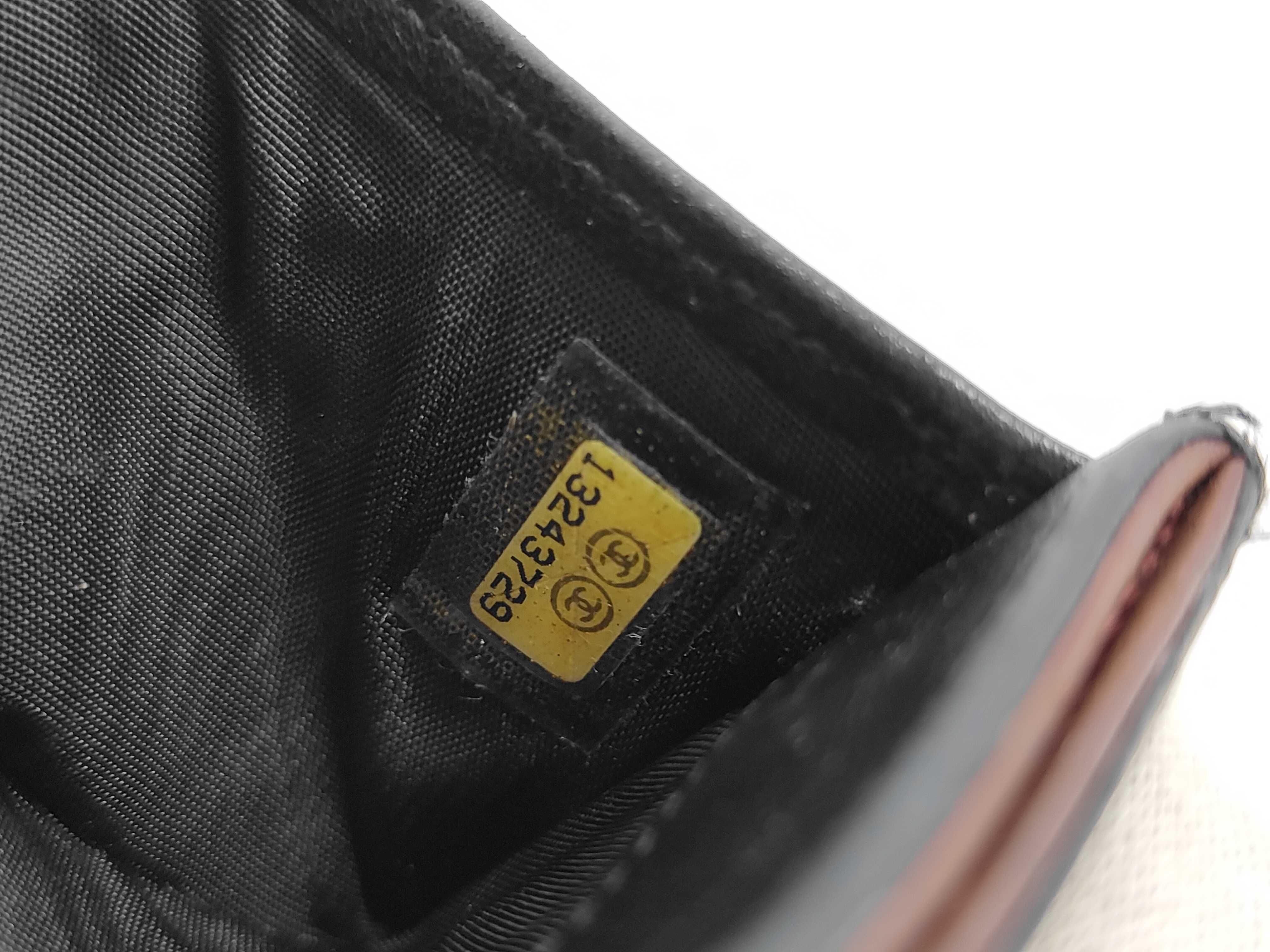 Lambskin Matelassé Card Case (Card Case, Pass Case, Business Card Holder) — view 5