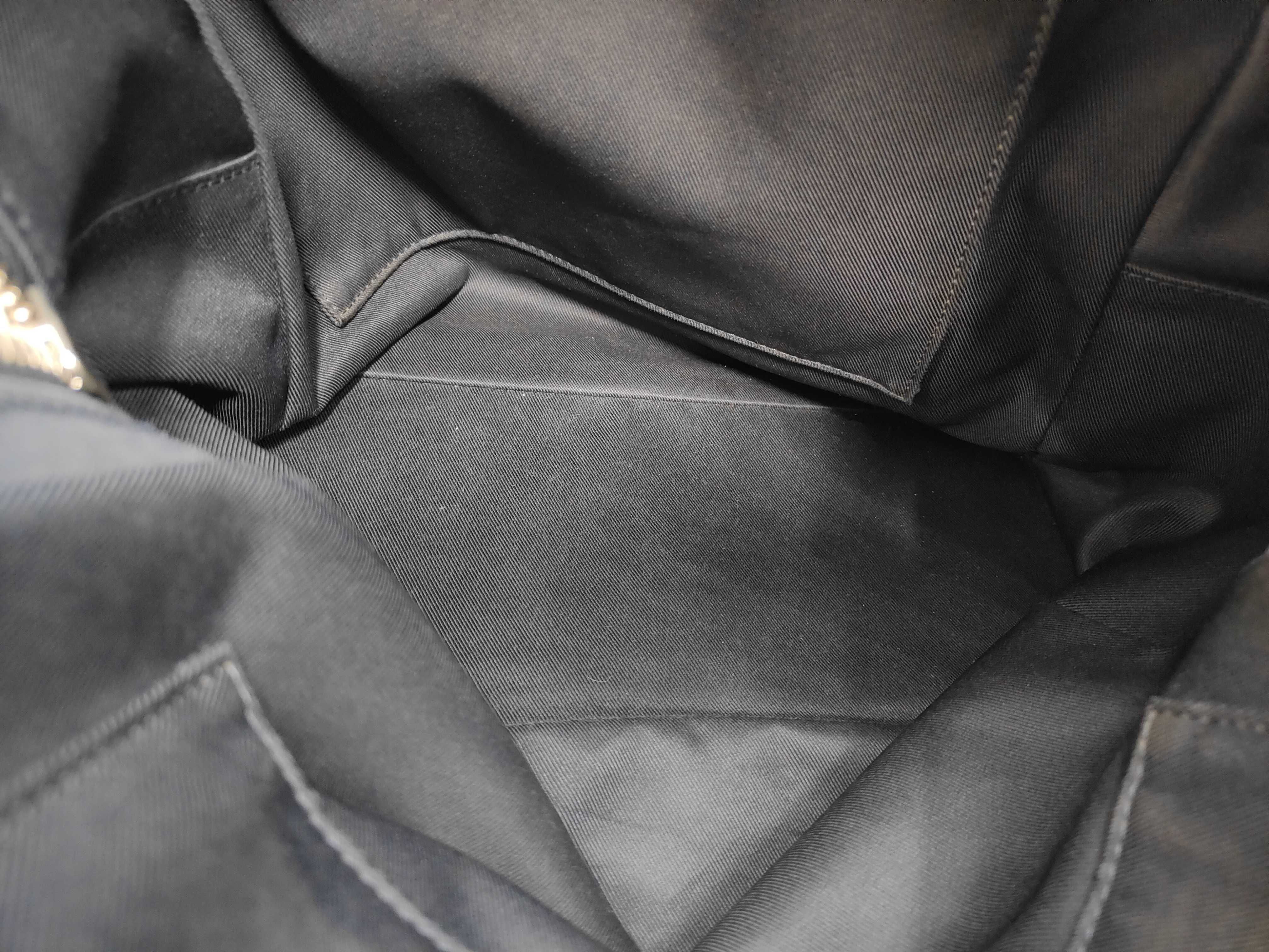 LV Circle Armand Backpack M53442 Dark Navy Taurillon Leather Backpack — view 10