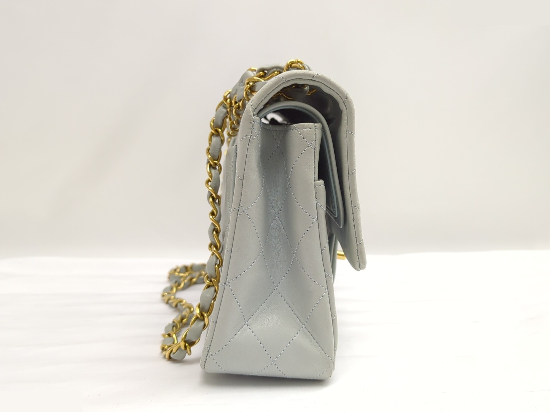 Matelassé (bag) - Shoulder bag — view 3