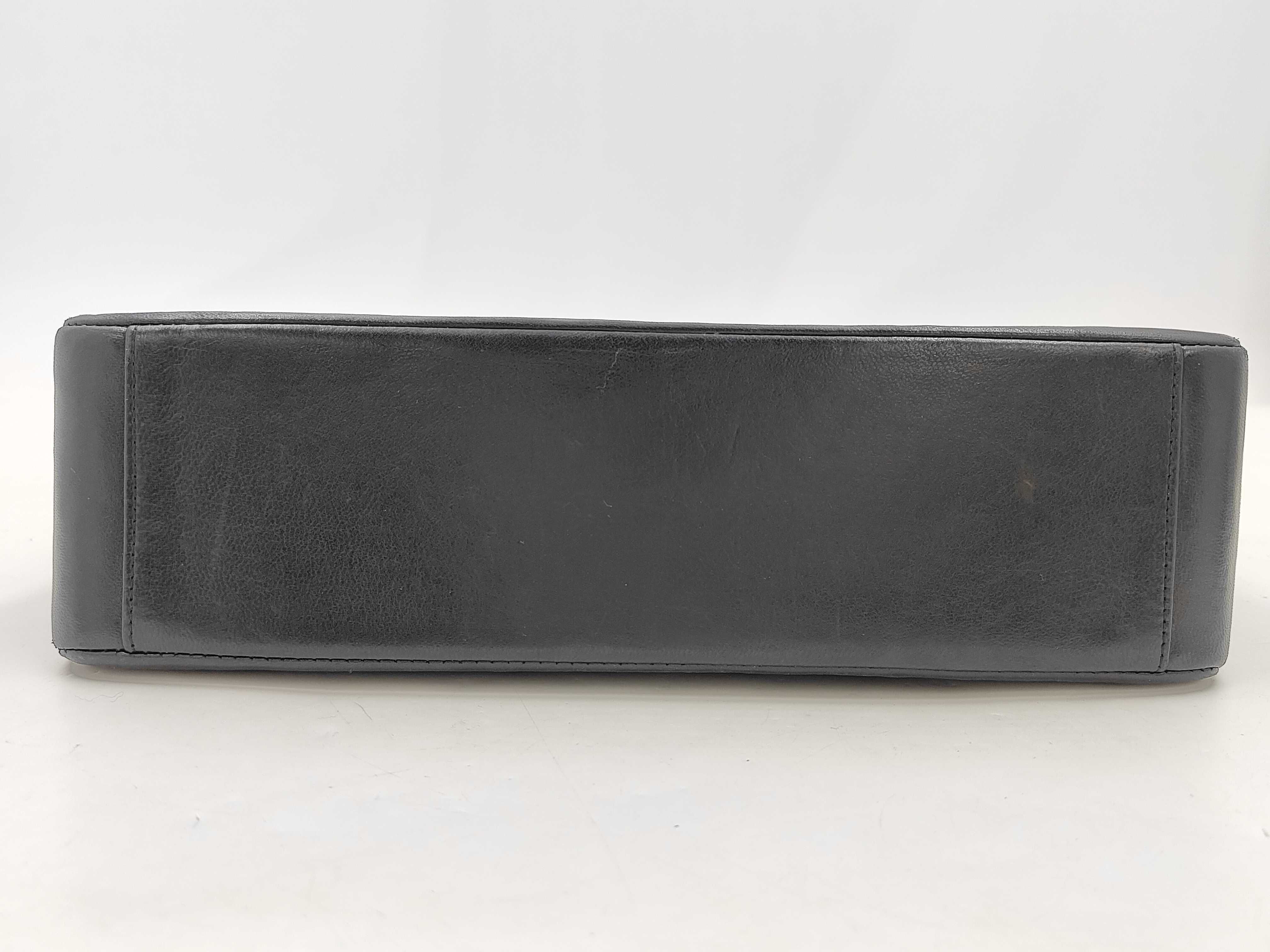 31 Vintage Lambskin Black Handbag (No. 1) — view 6