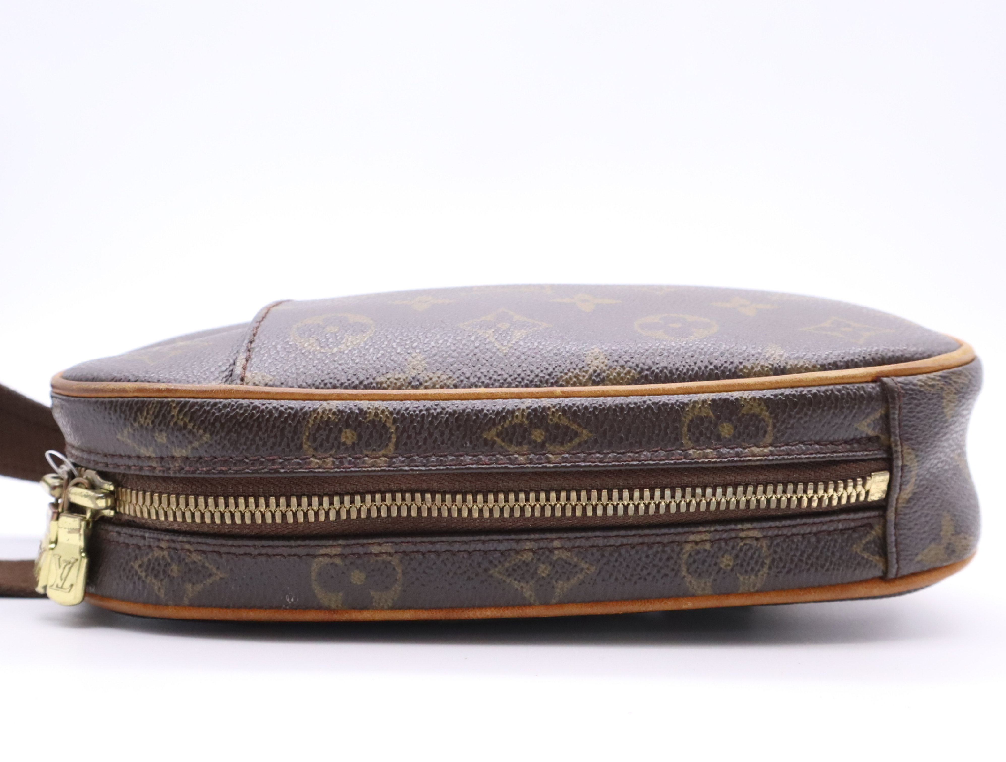 M51870 Monogram Pochette Gange Waist Bag — view 3