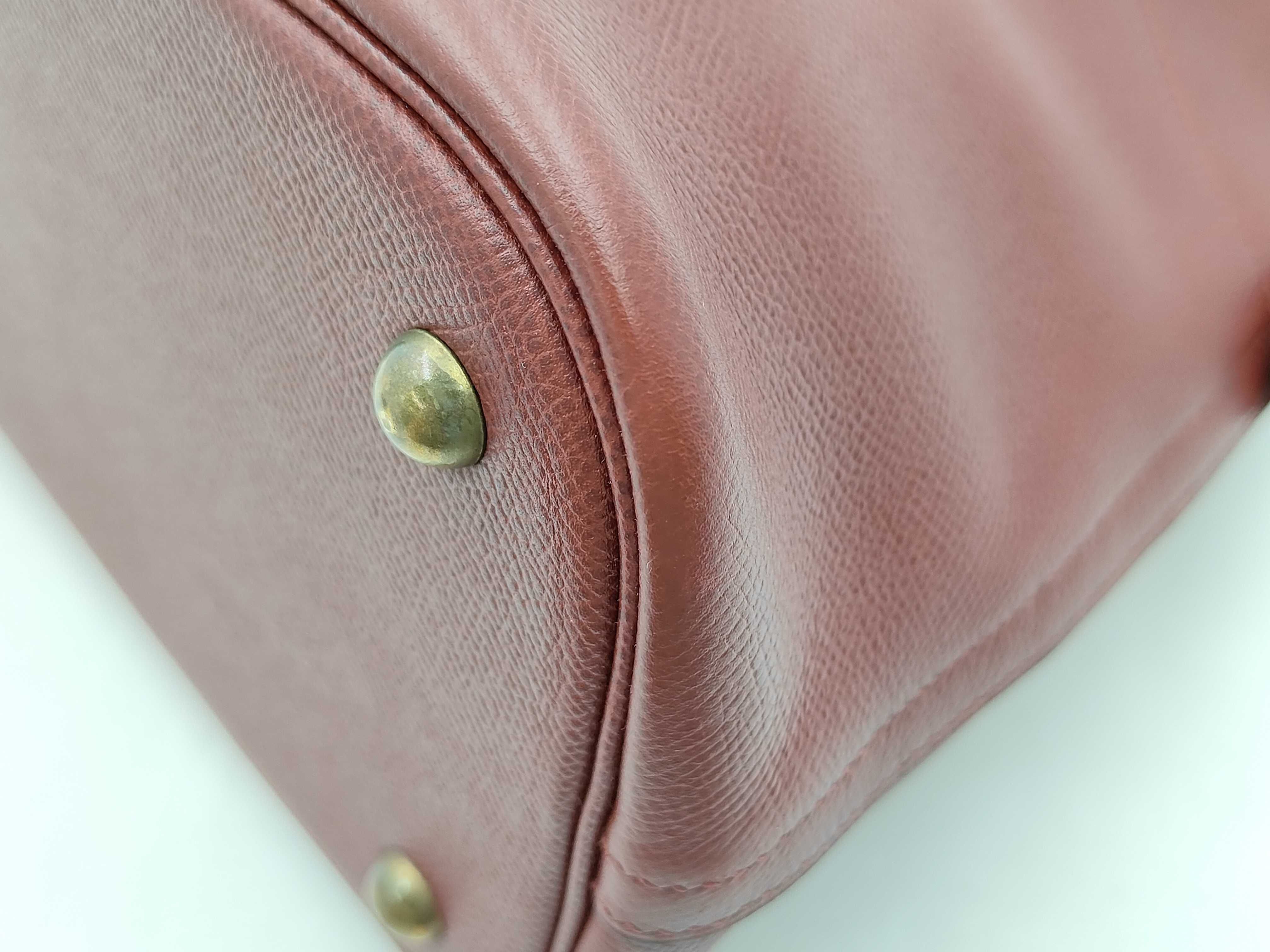 Bolide Handbag, Bordeaux color, Gold hardware, with Studs. — view 7