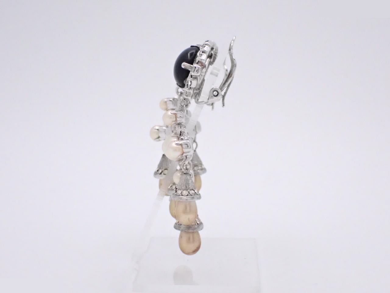 earrings — view 3
