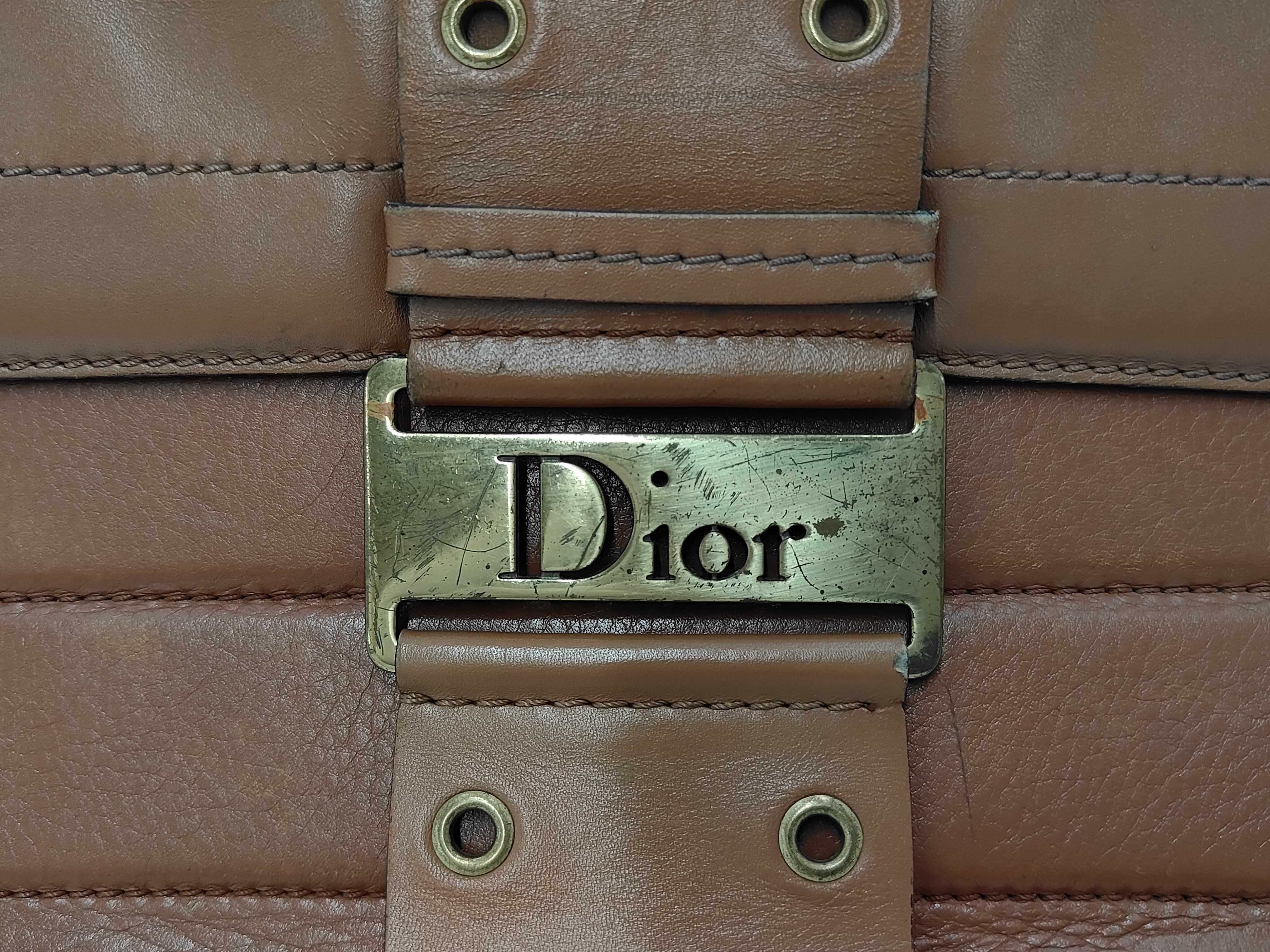 Street Chic All-Leather Shoulder Bag — view 8