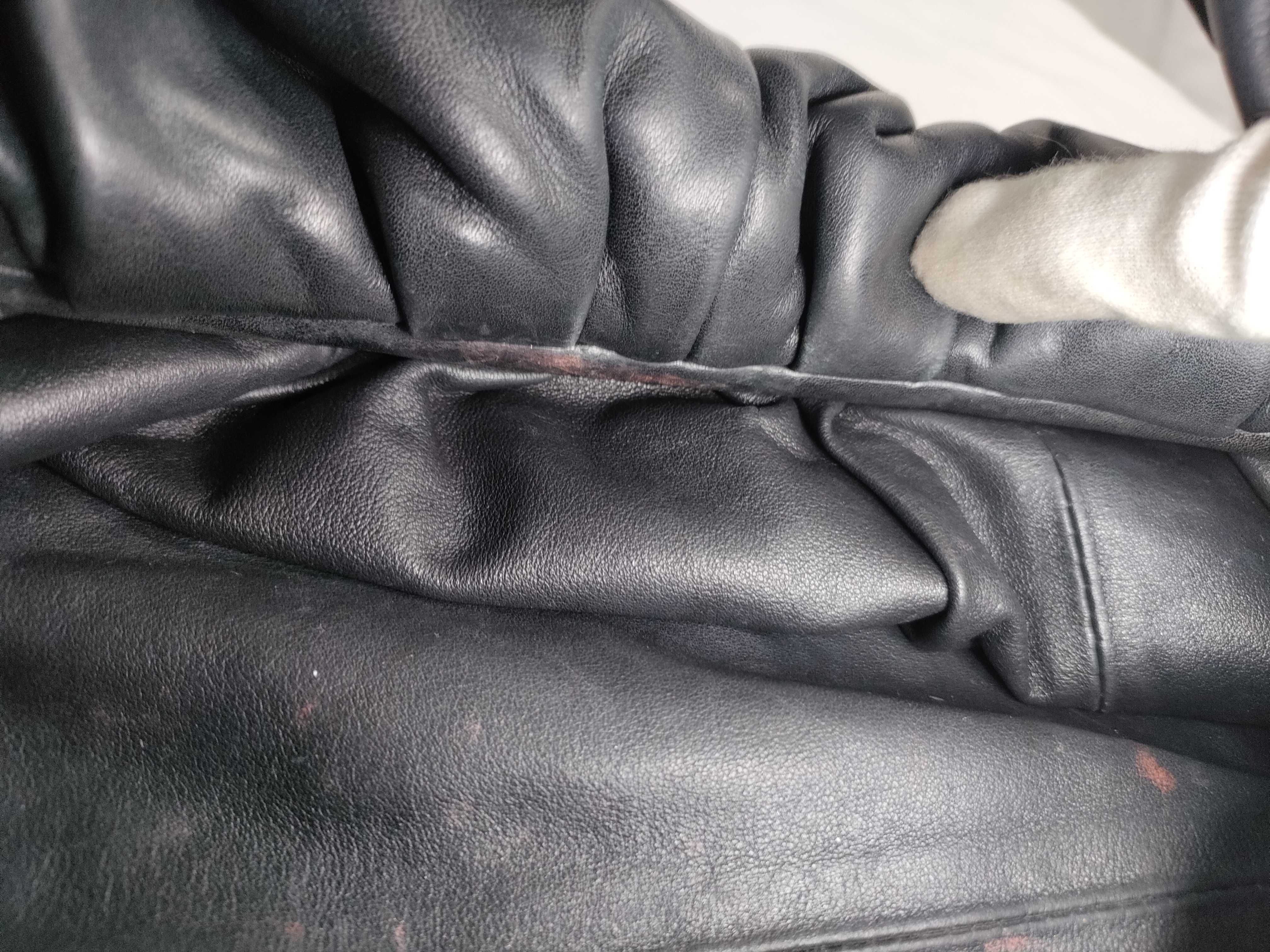 DU- The Pouch Leather Shoulder Bag Black — view 12