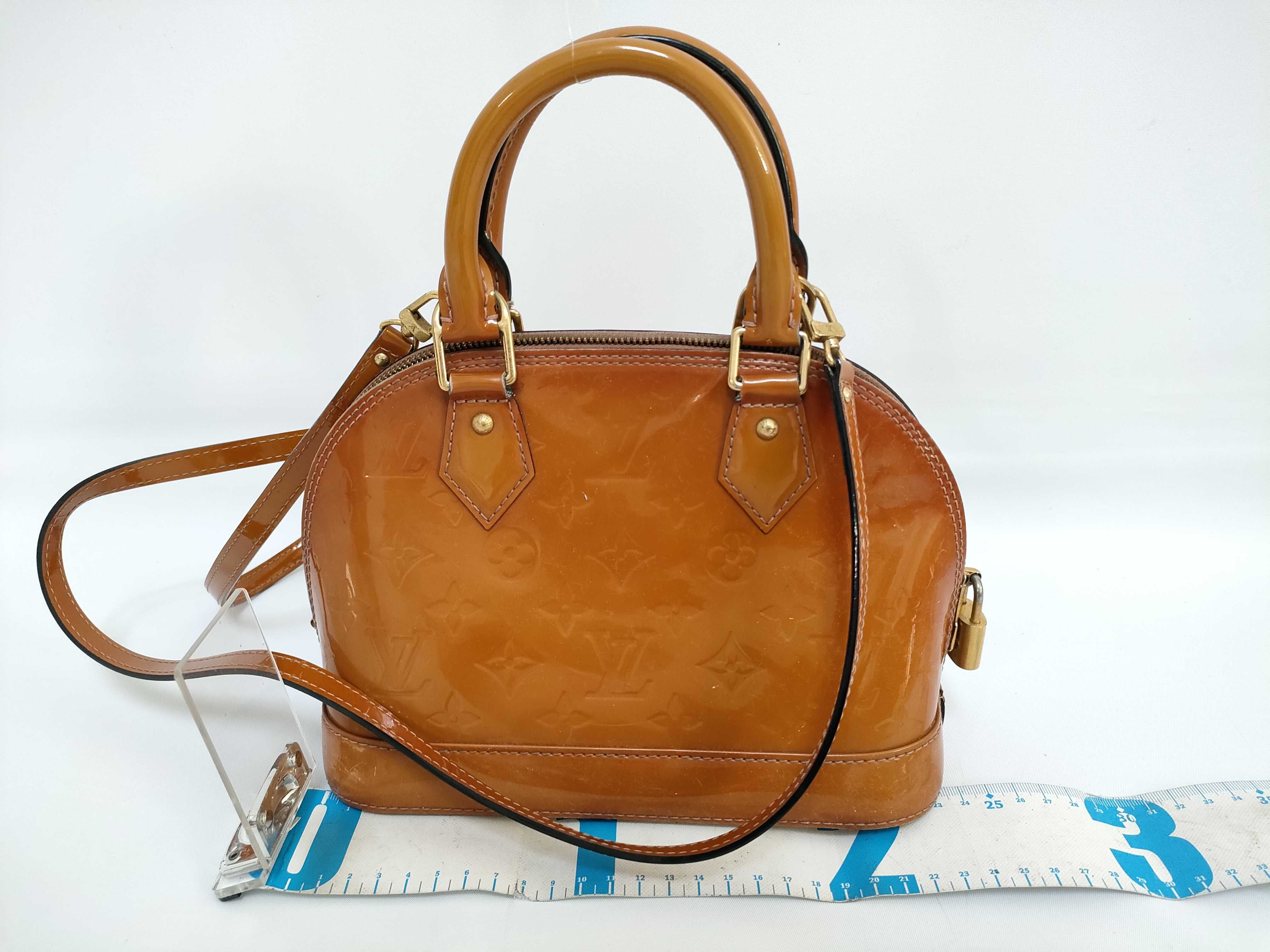 Vernis LV Louis Vuitton Vernis Almabb Hand & Shoulder Bag Handbag — view 2