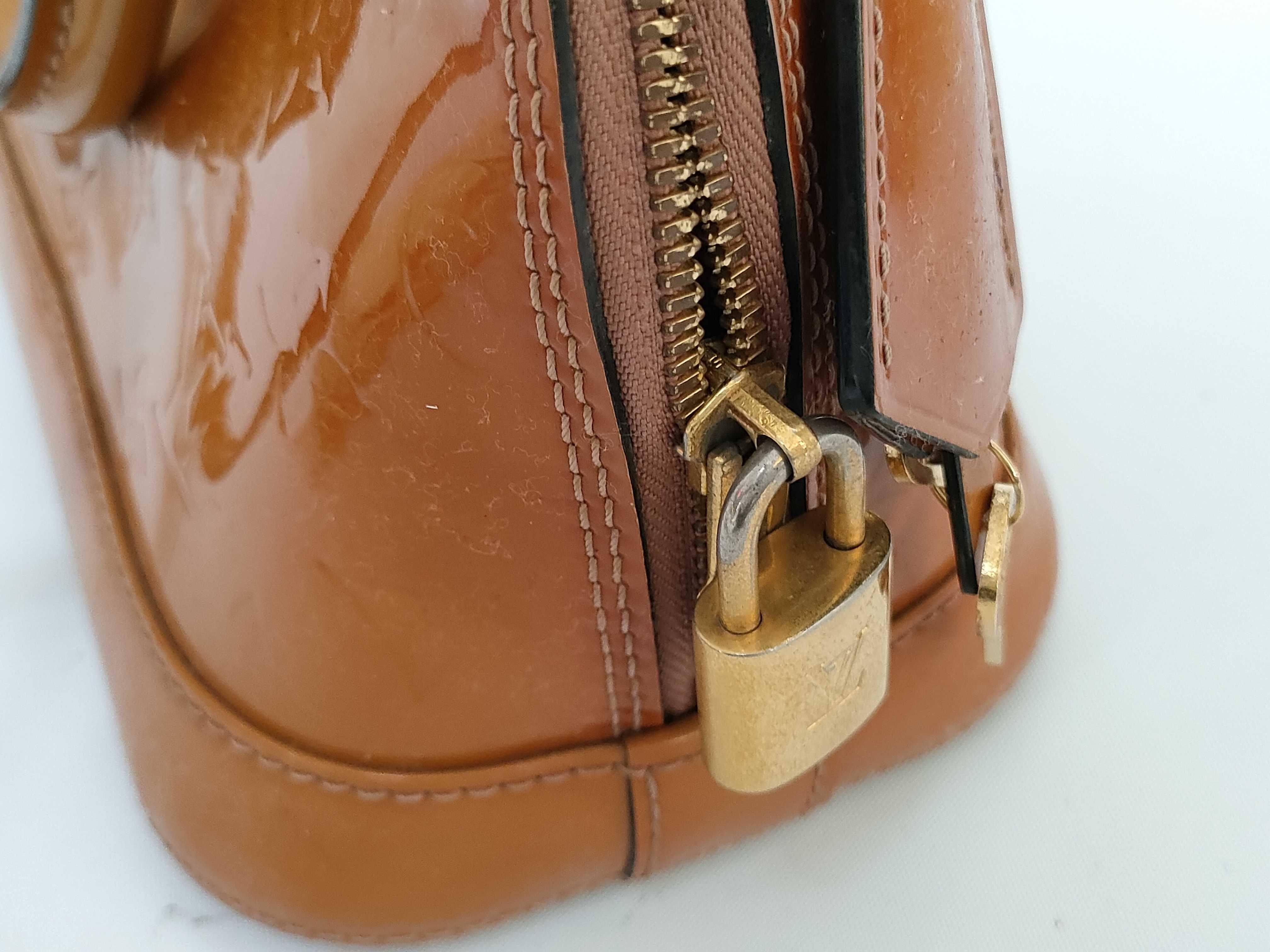 Vernis LV Louis Vuitton Vernis Almabb Hand & Shoulder Bag Handbag — view 8