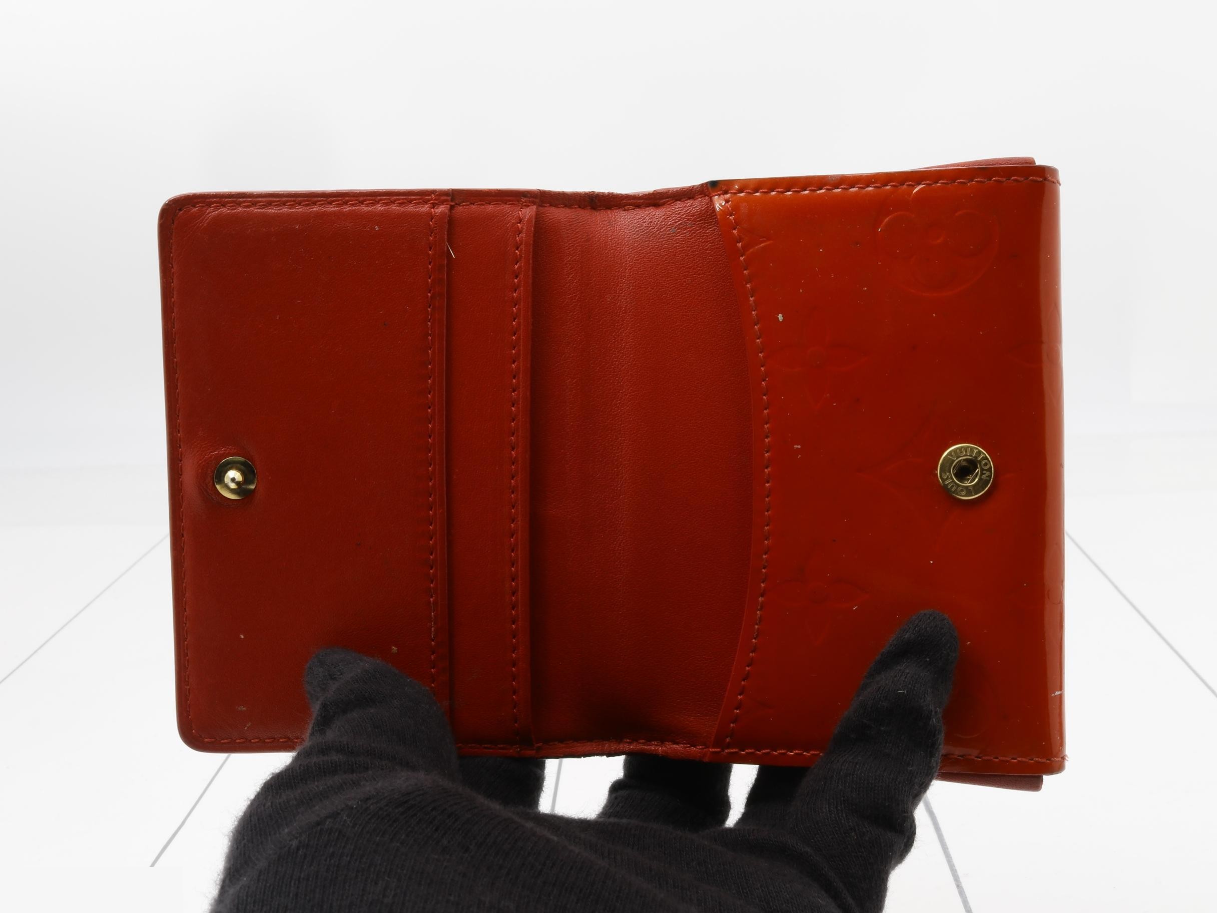 Ludlow Vernis Red Wallet — view 4