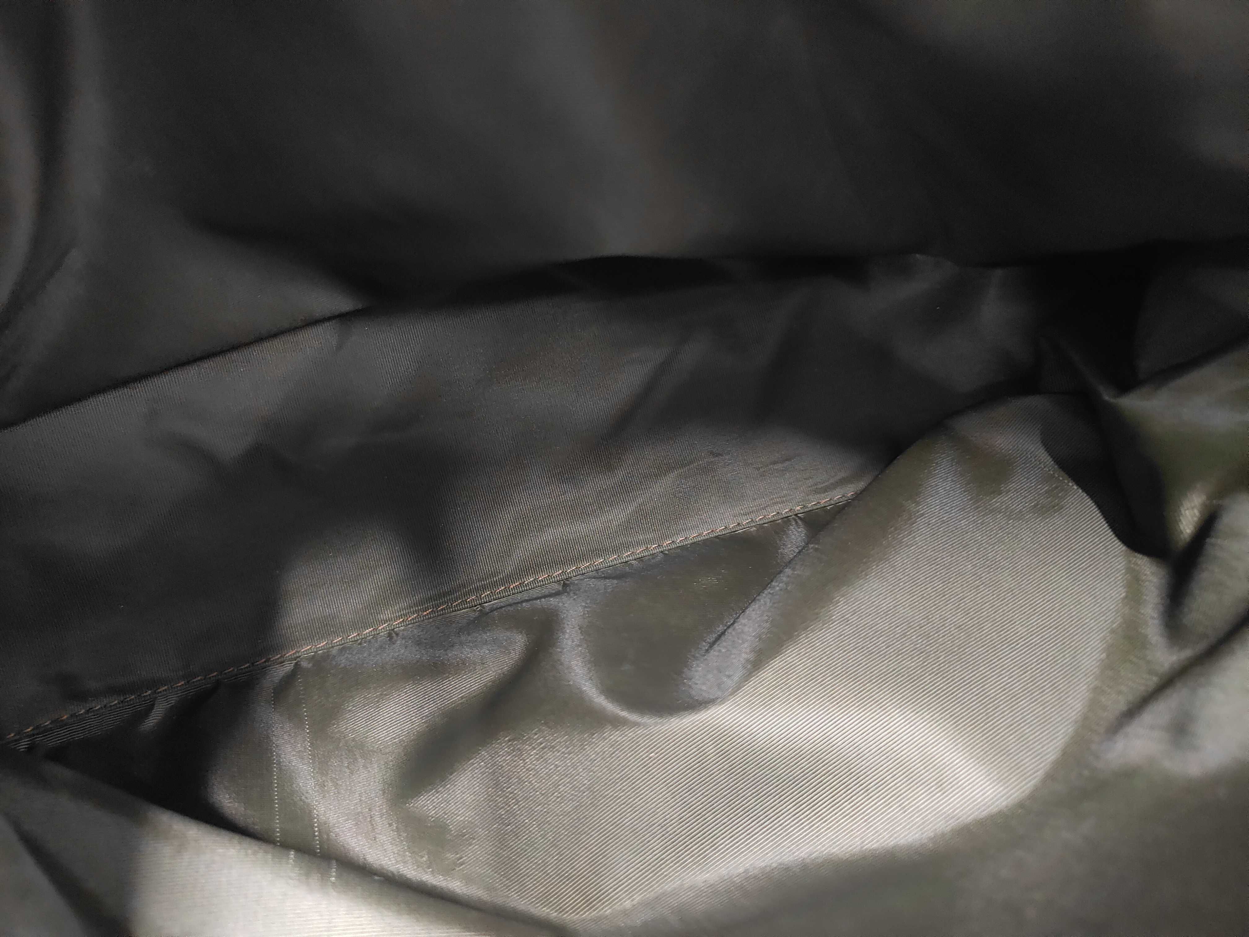 GG Canvas Handbag — view 14