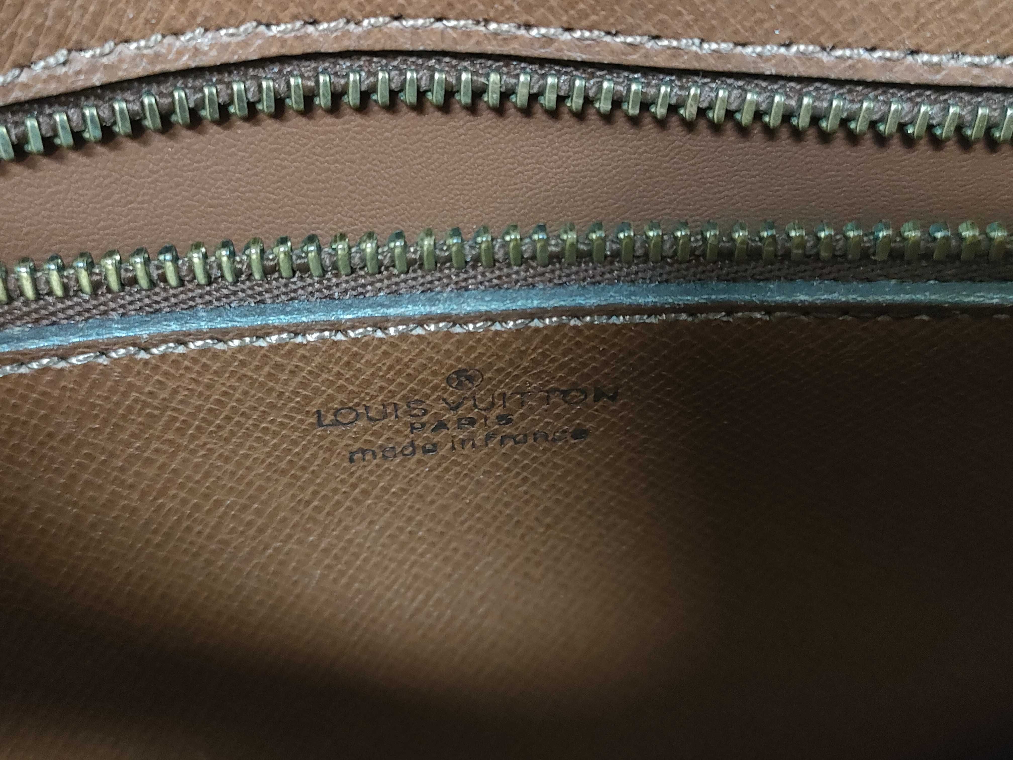 Monogram Louis Vuitton Shoulder Bag — view 11