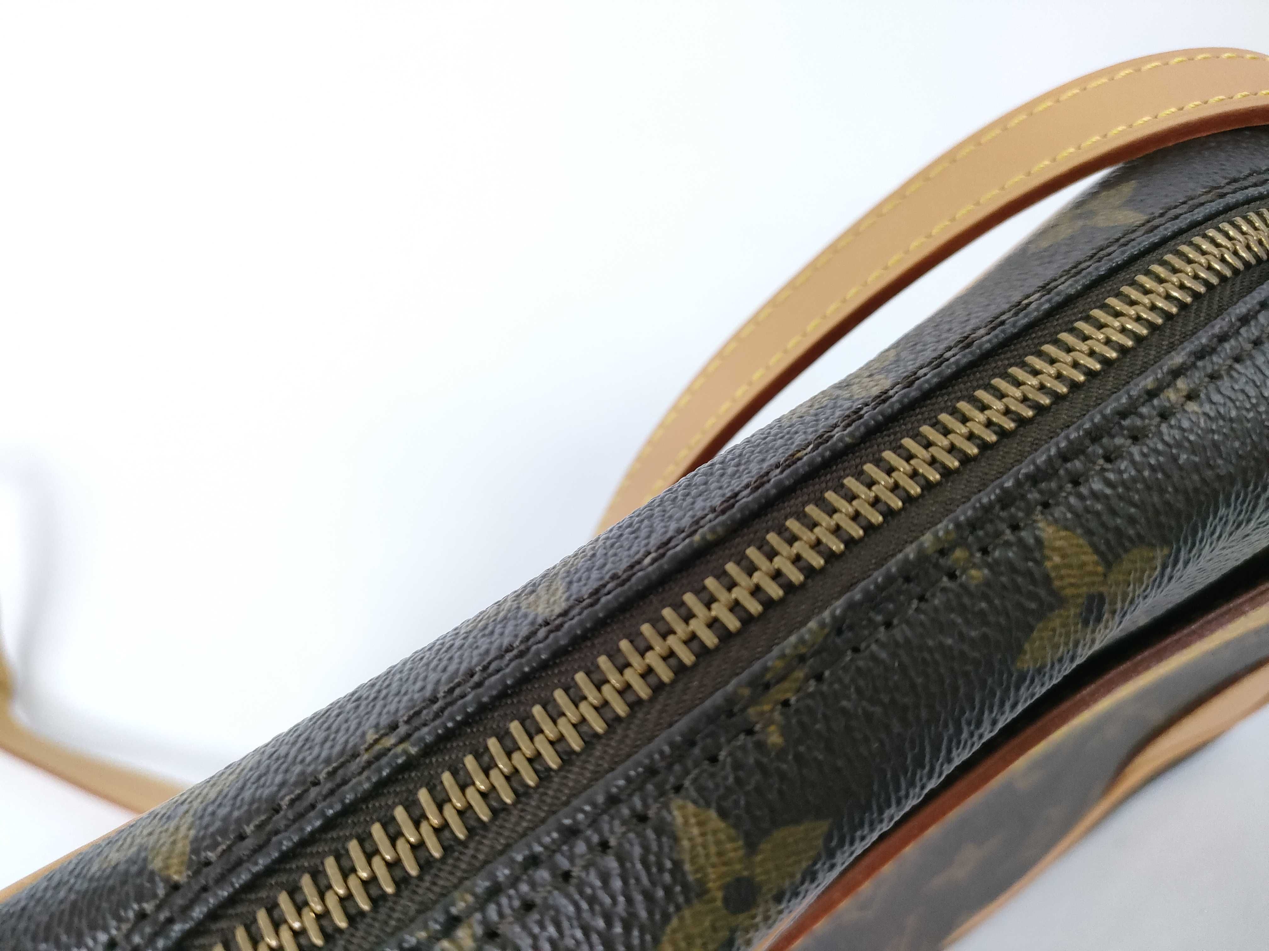 Monogram Louis Vuitton Shoulder Bag — view 8