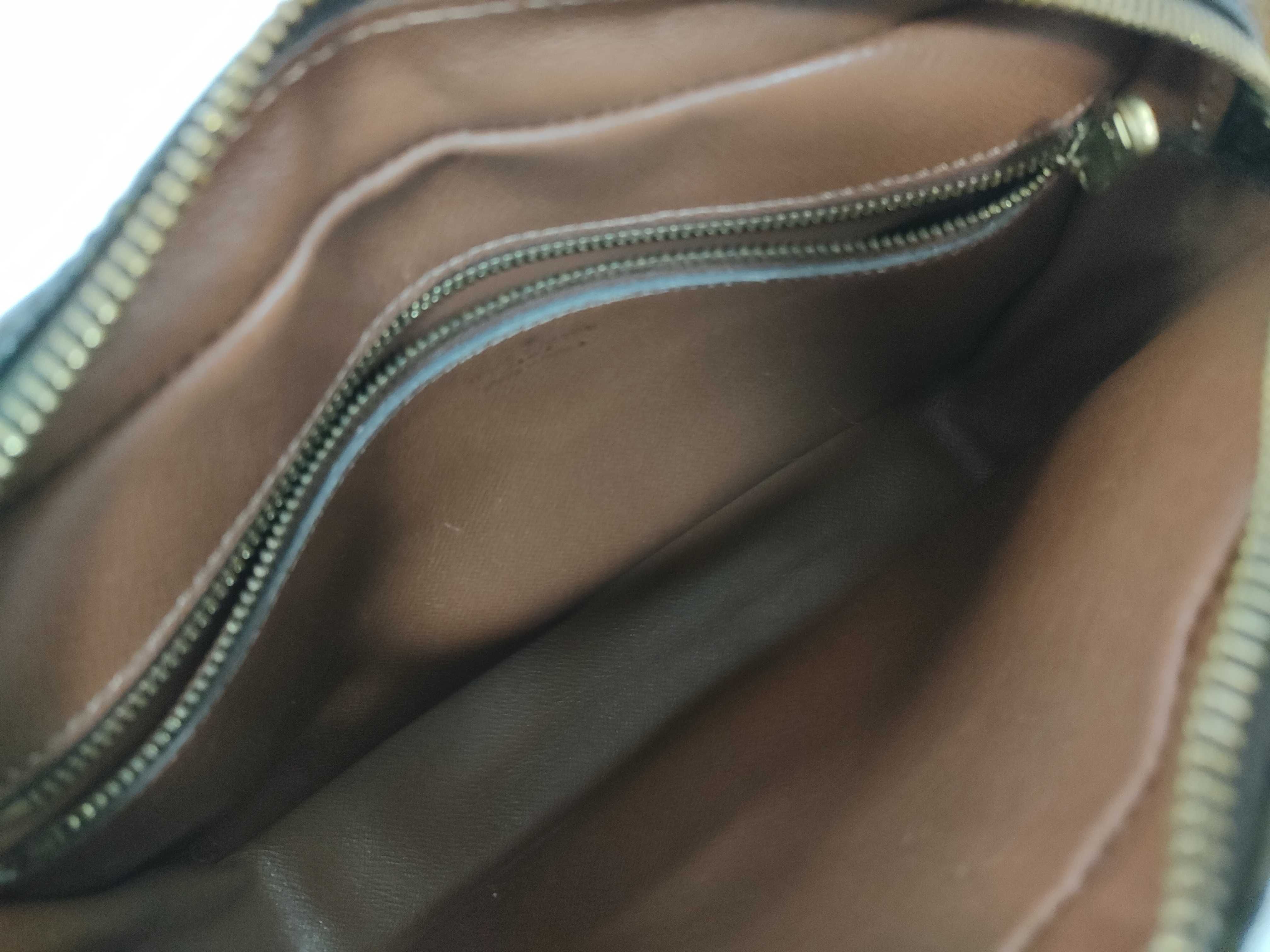 Monogram Louis Vuitton Shoulder Bag — view 9