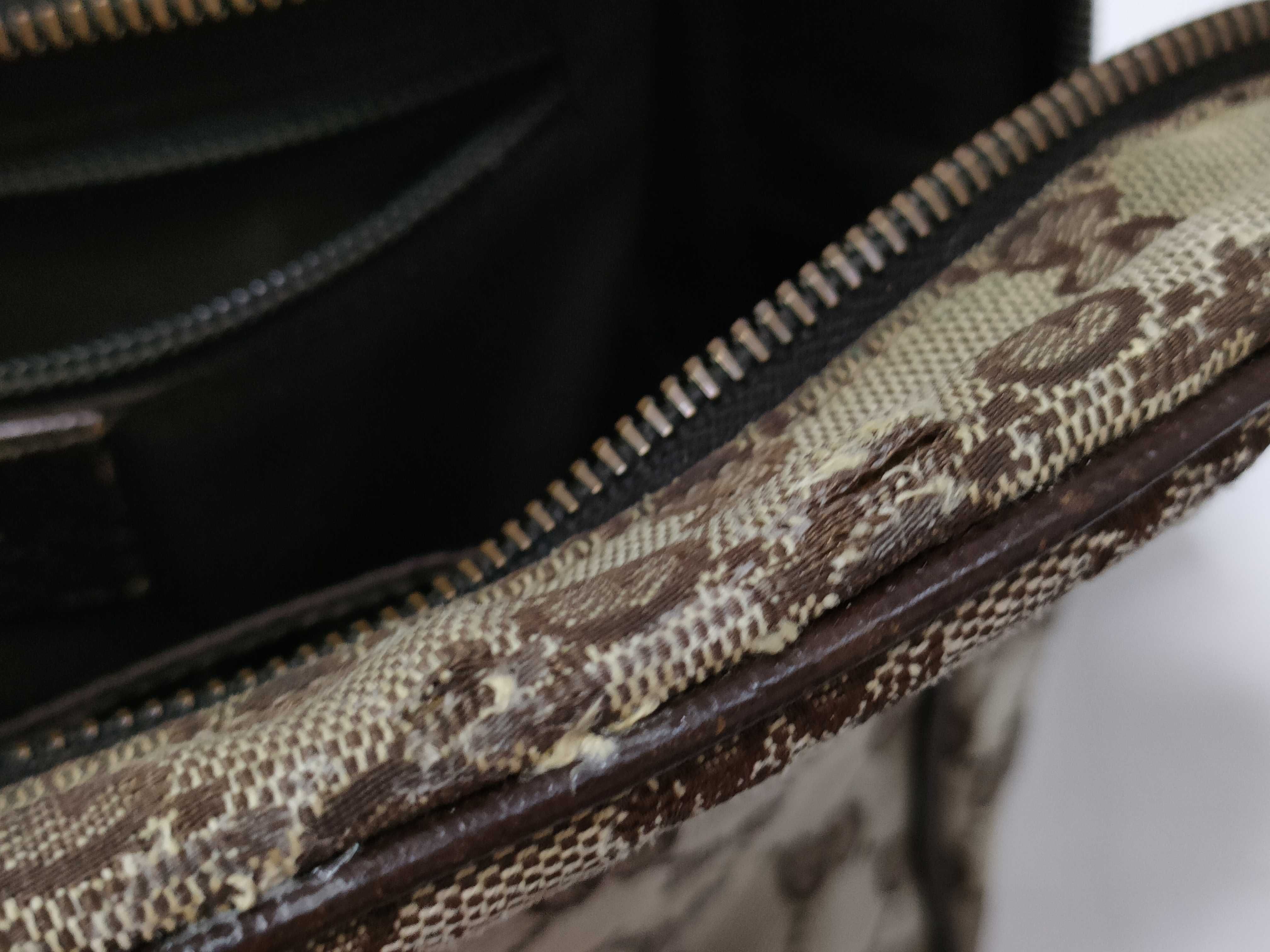 GG Canvas 122759 Shoulder Bag — view 13