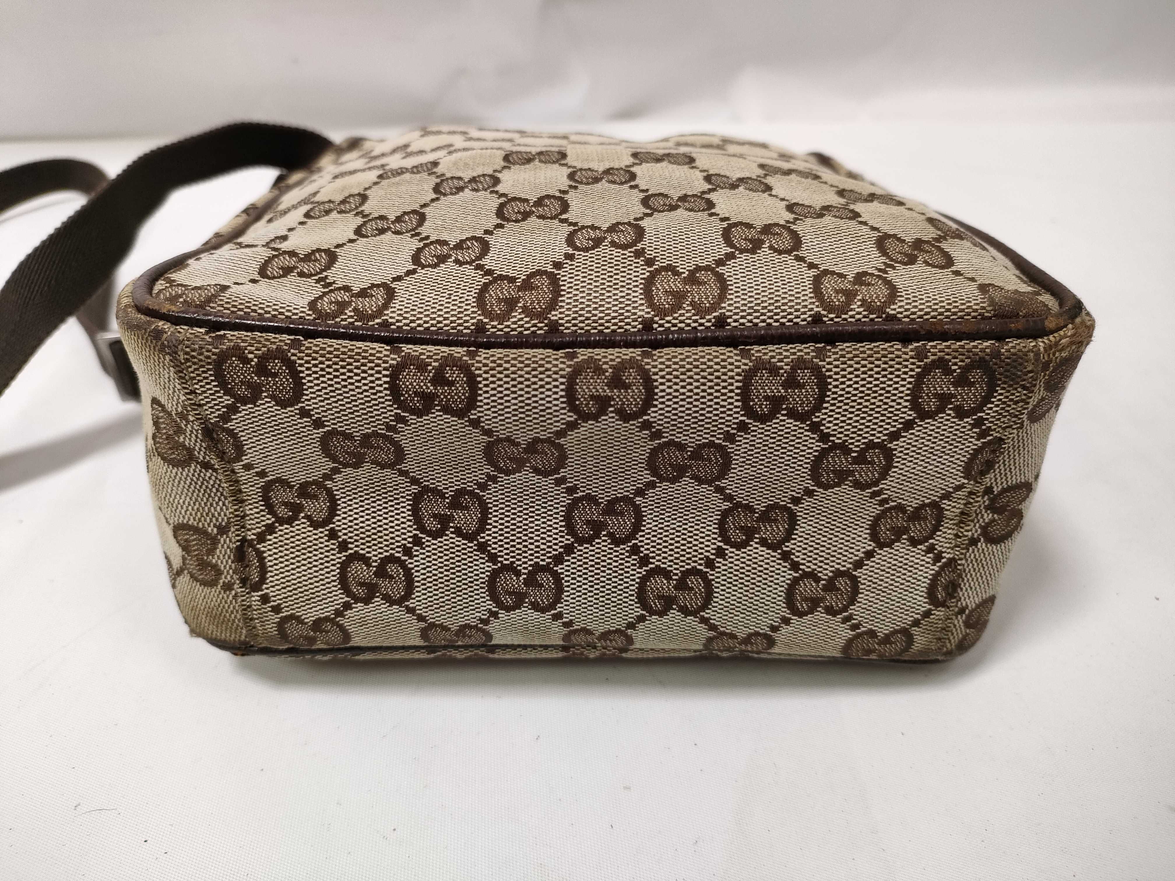 GG Canvas 122759 Shoulder Bag — view 7