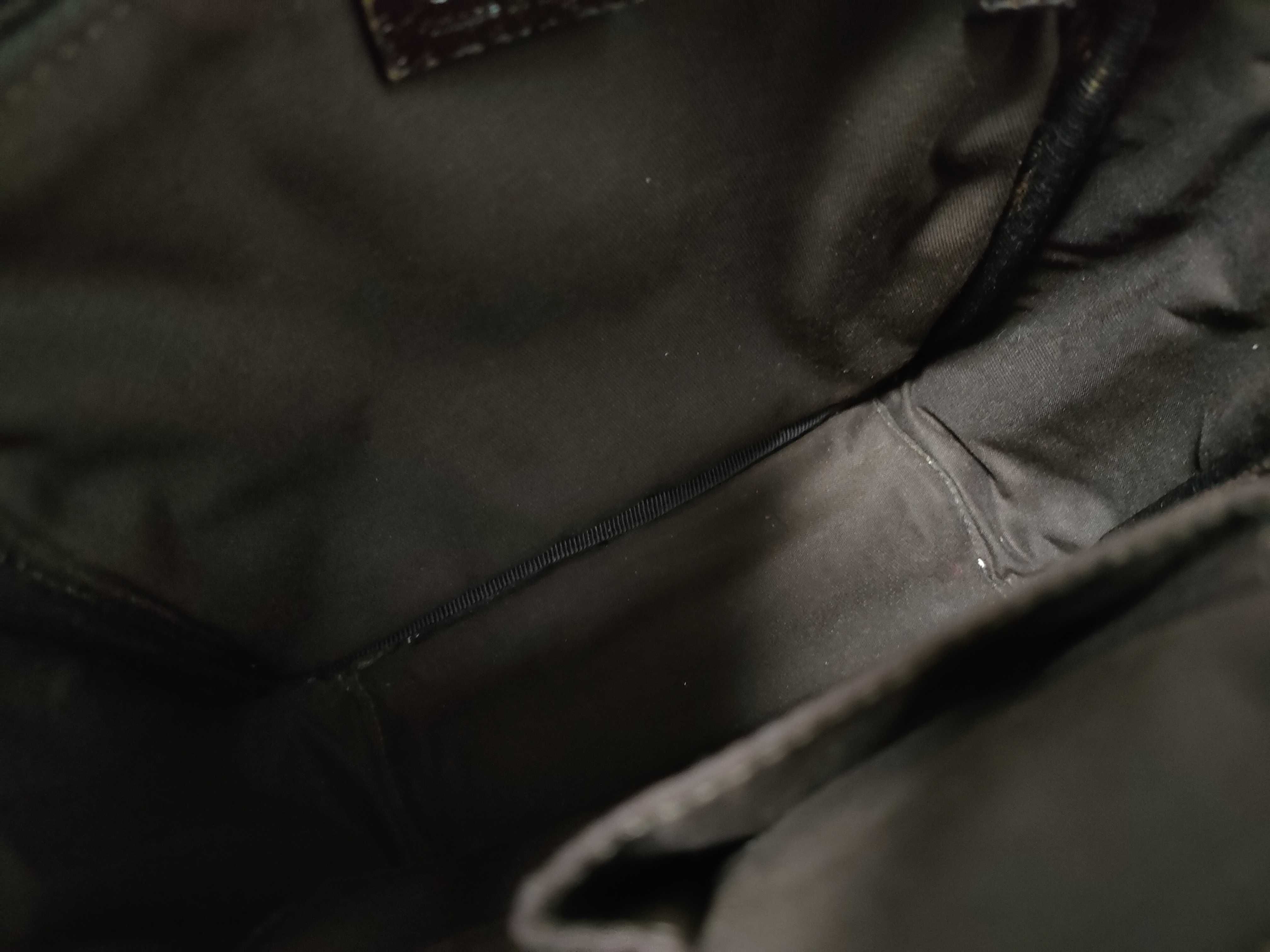 GG Canvas 122759 Shoulder Bag — view 10
