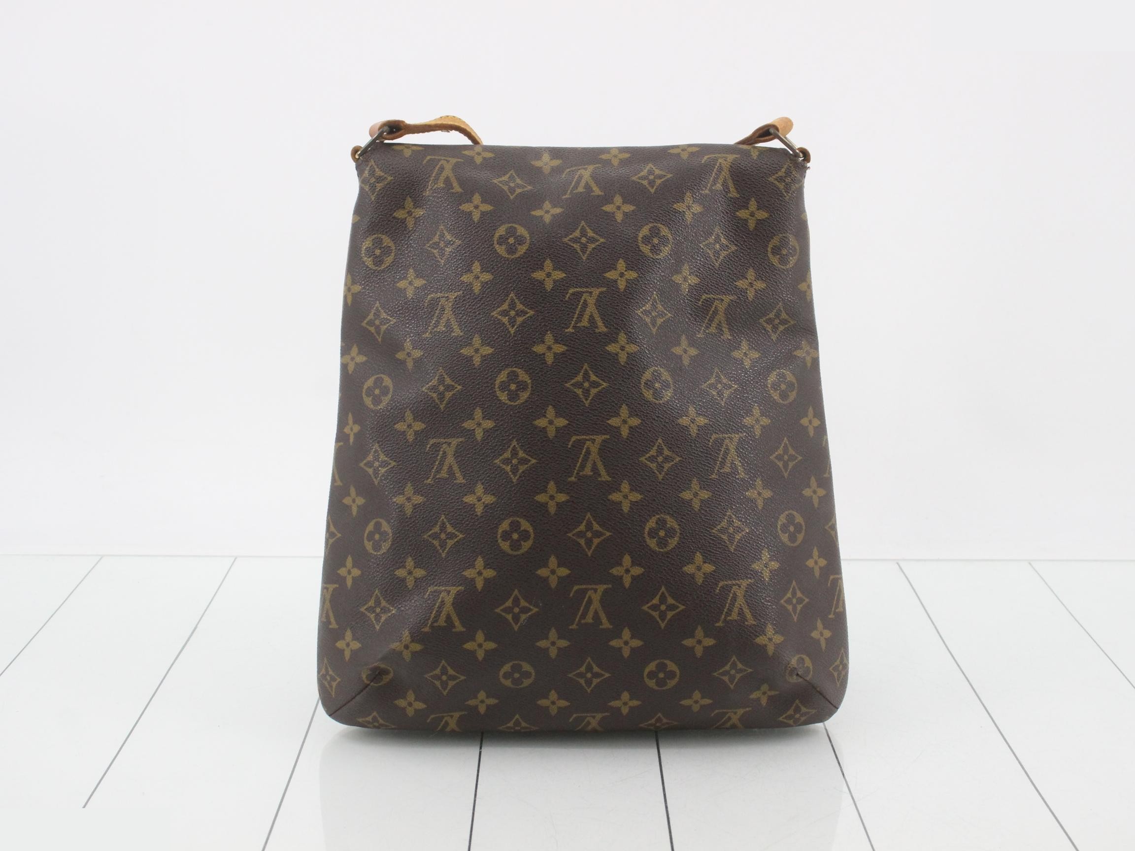 M51256 Musette — view 2